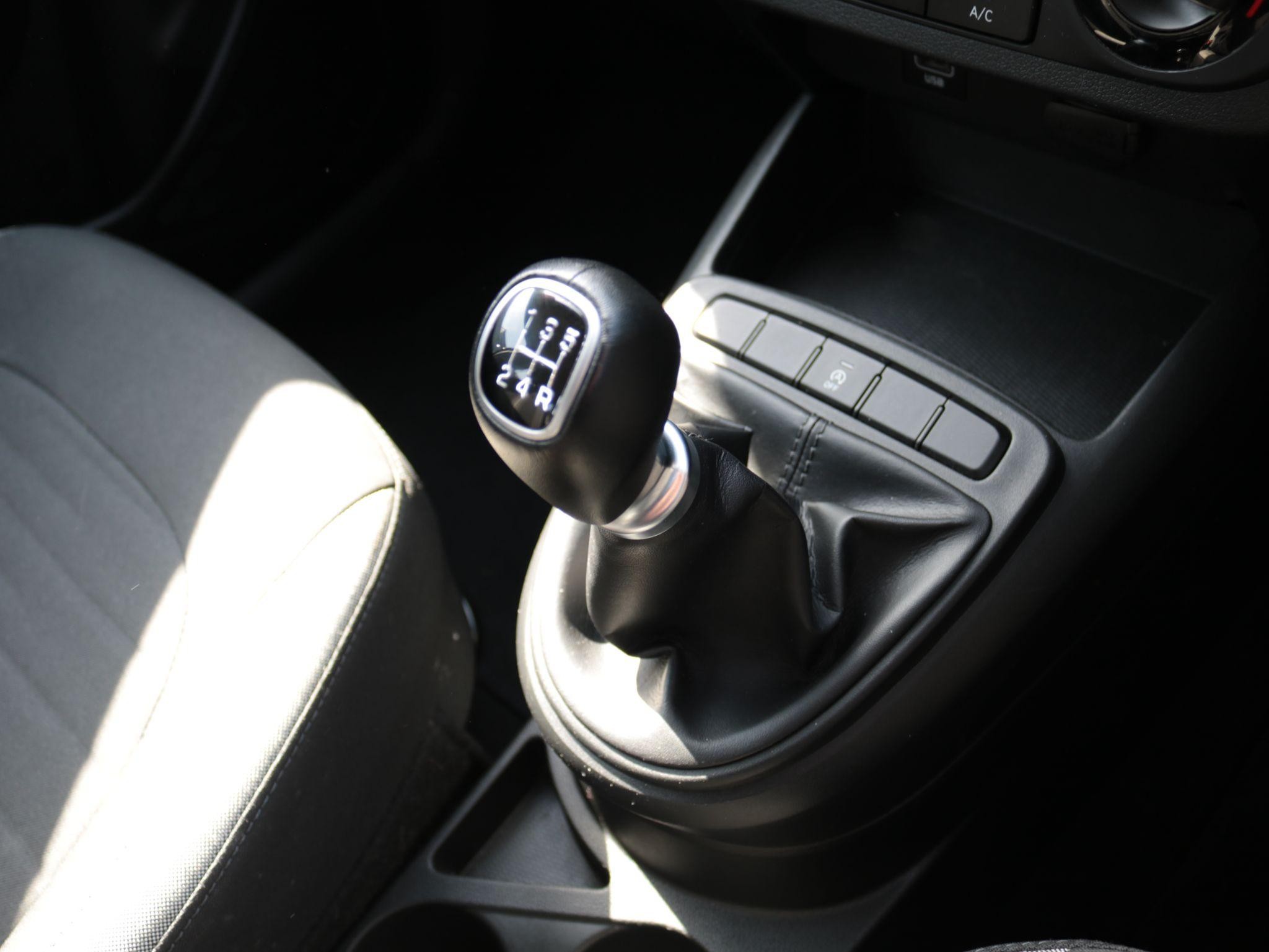Hyundai i10 Image 19