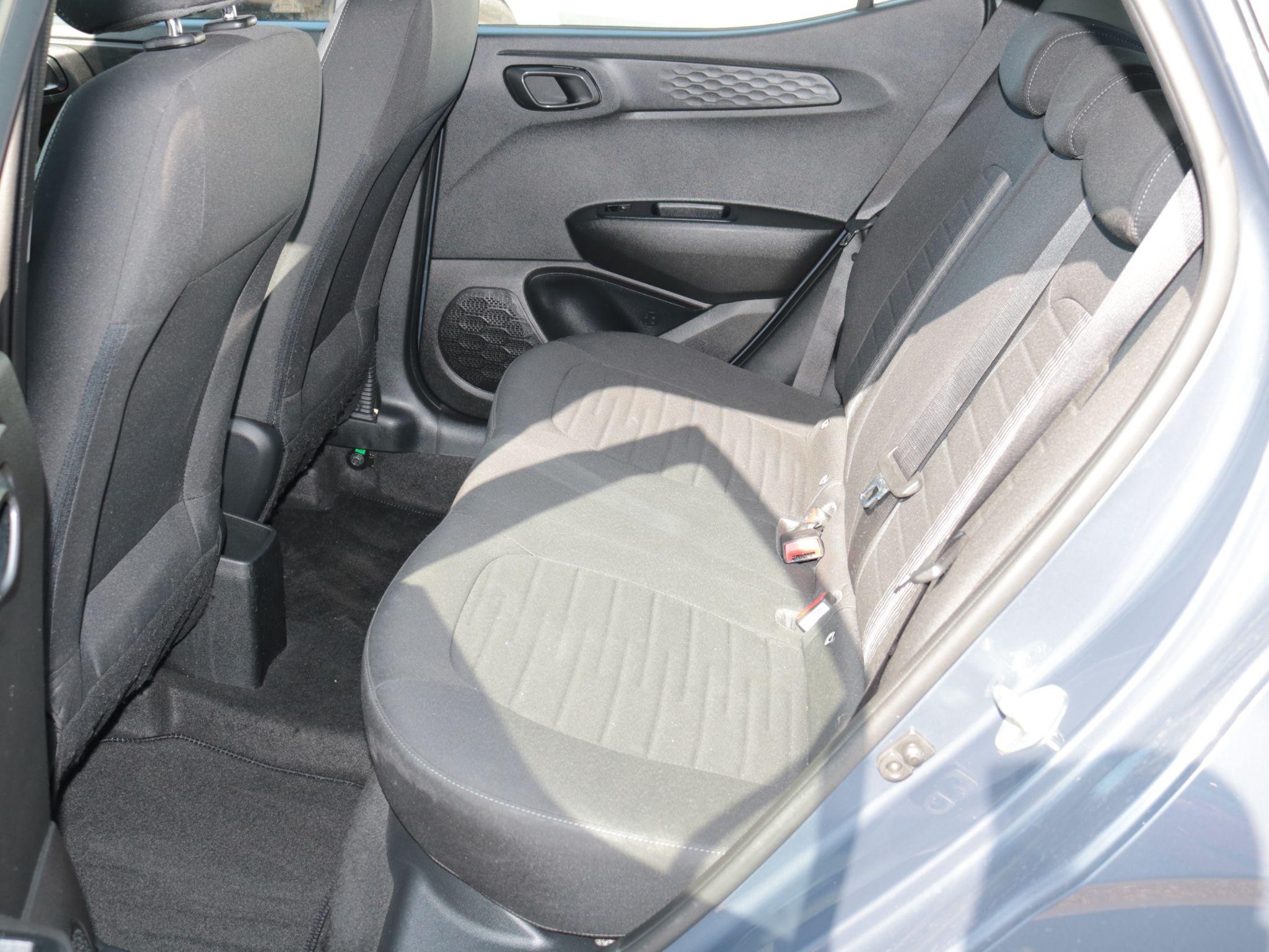 Hyundai i10 Image 22
