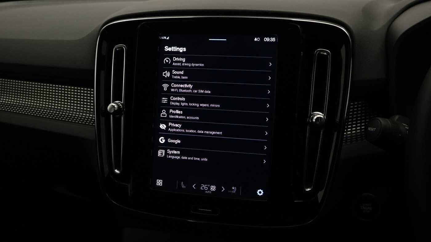 Volvo XC40 Image 32