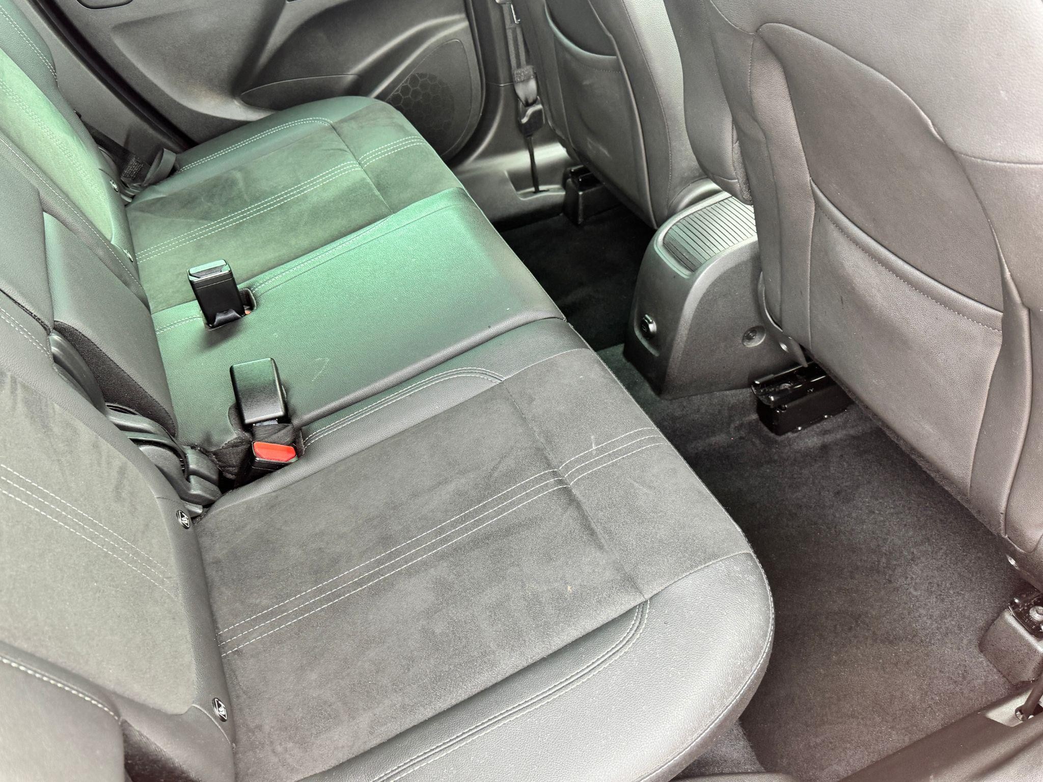 Vauxhall Crossland Image 12