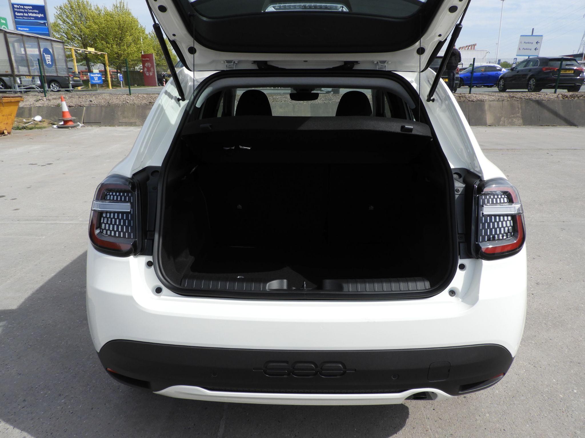 Fiat 600 Image 9