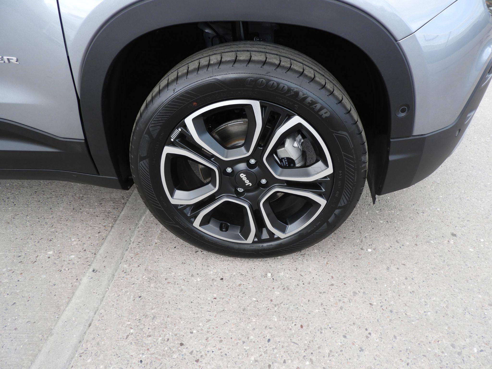 Jeep Avenger Image 11