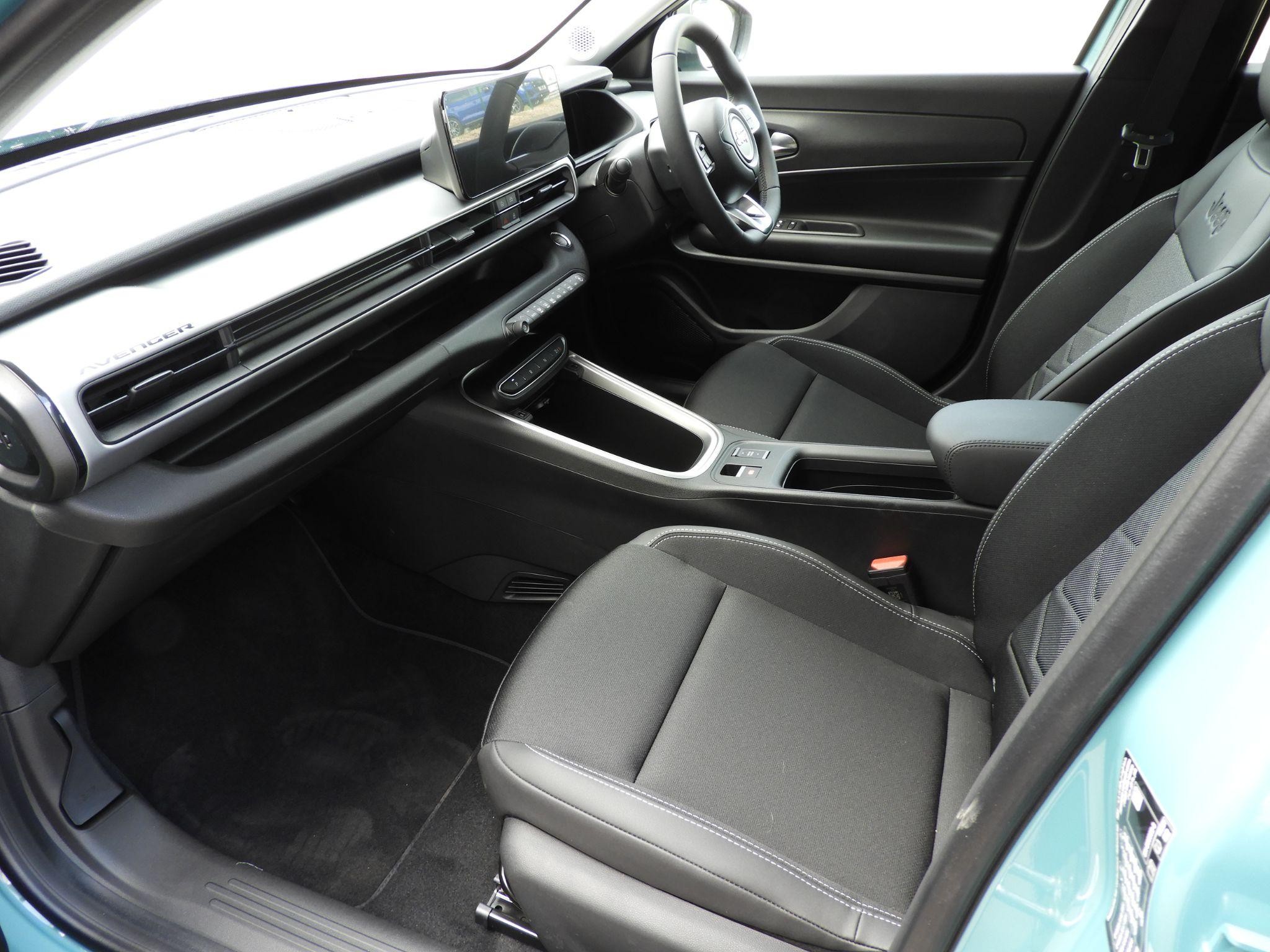 Jeep Avenger Image 23