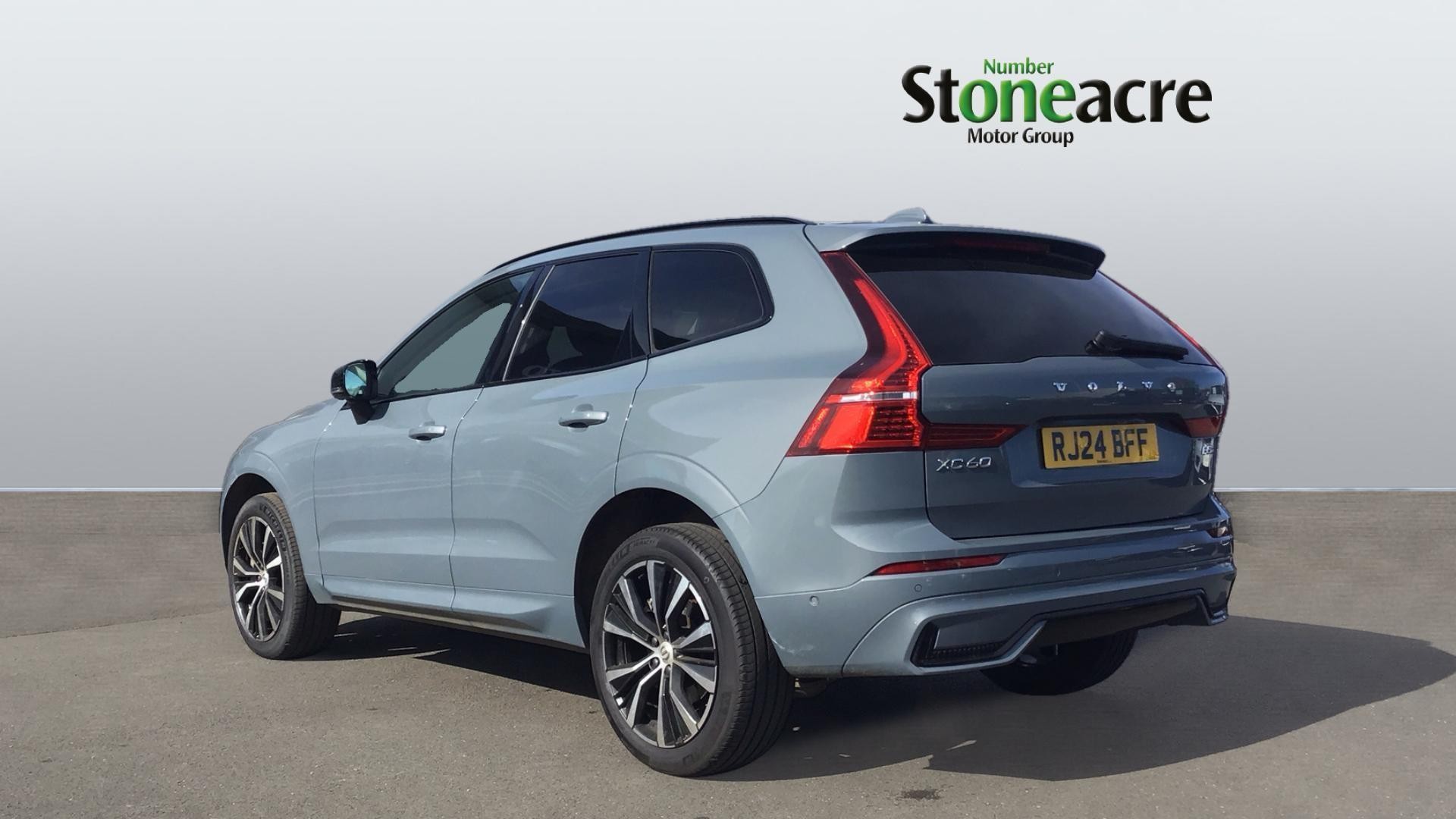 Volvo XC60 Image 3