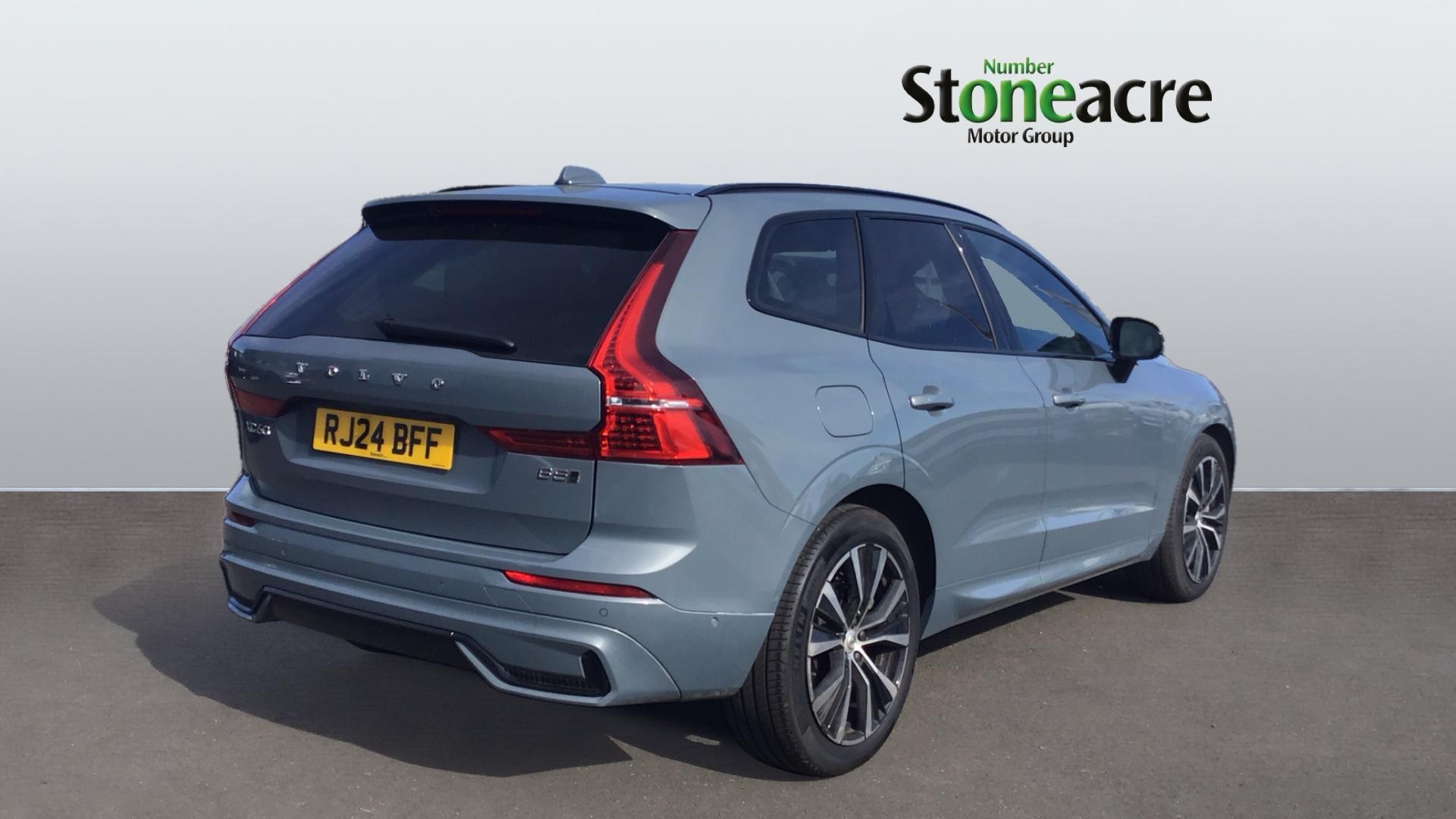 Volvo XC60 Image 8