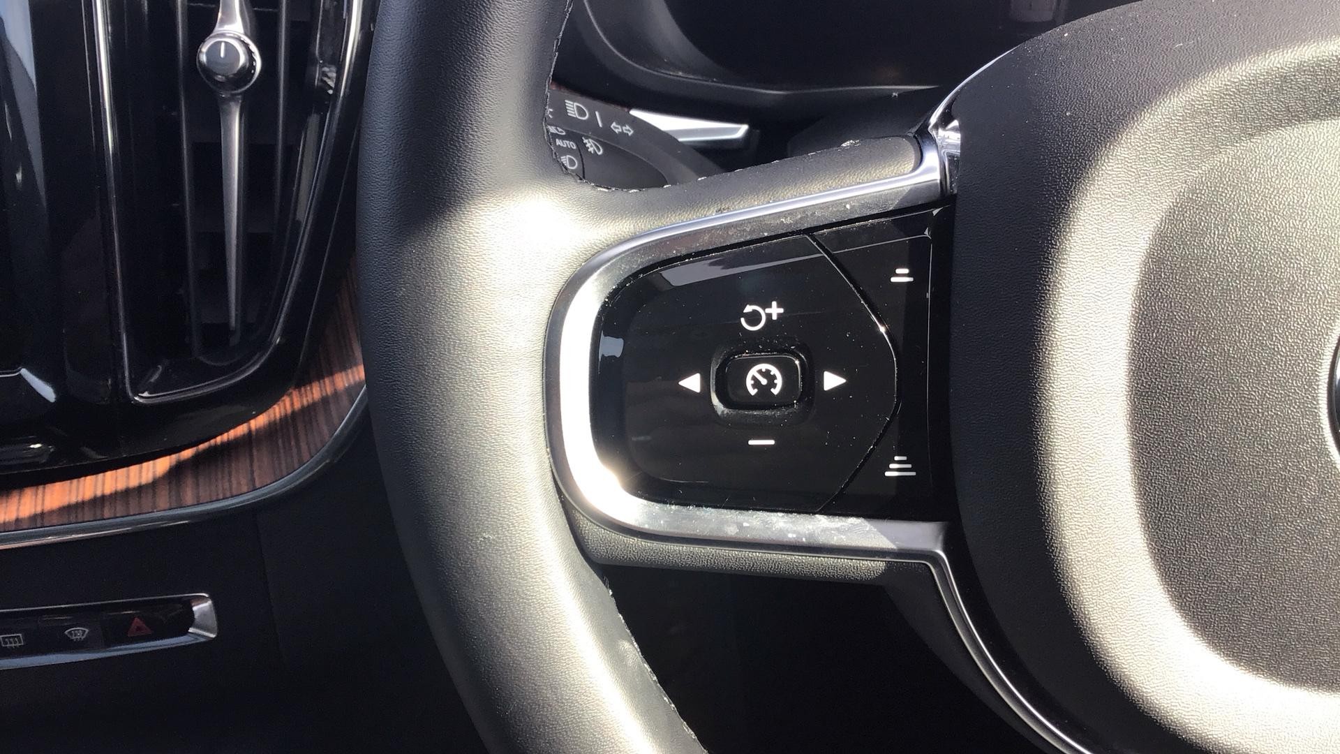 Volvo XC60 Image 19
