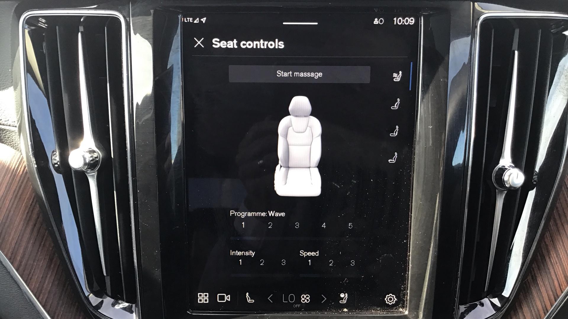 Volvo XC60 Image 33