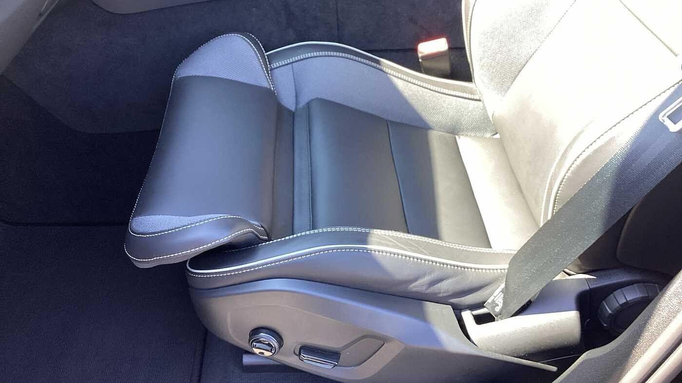 Volvo XC60 Image 28
