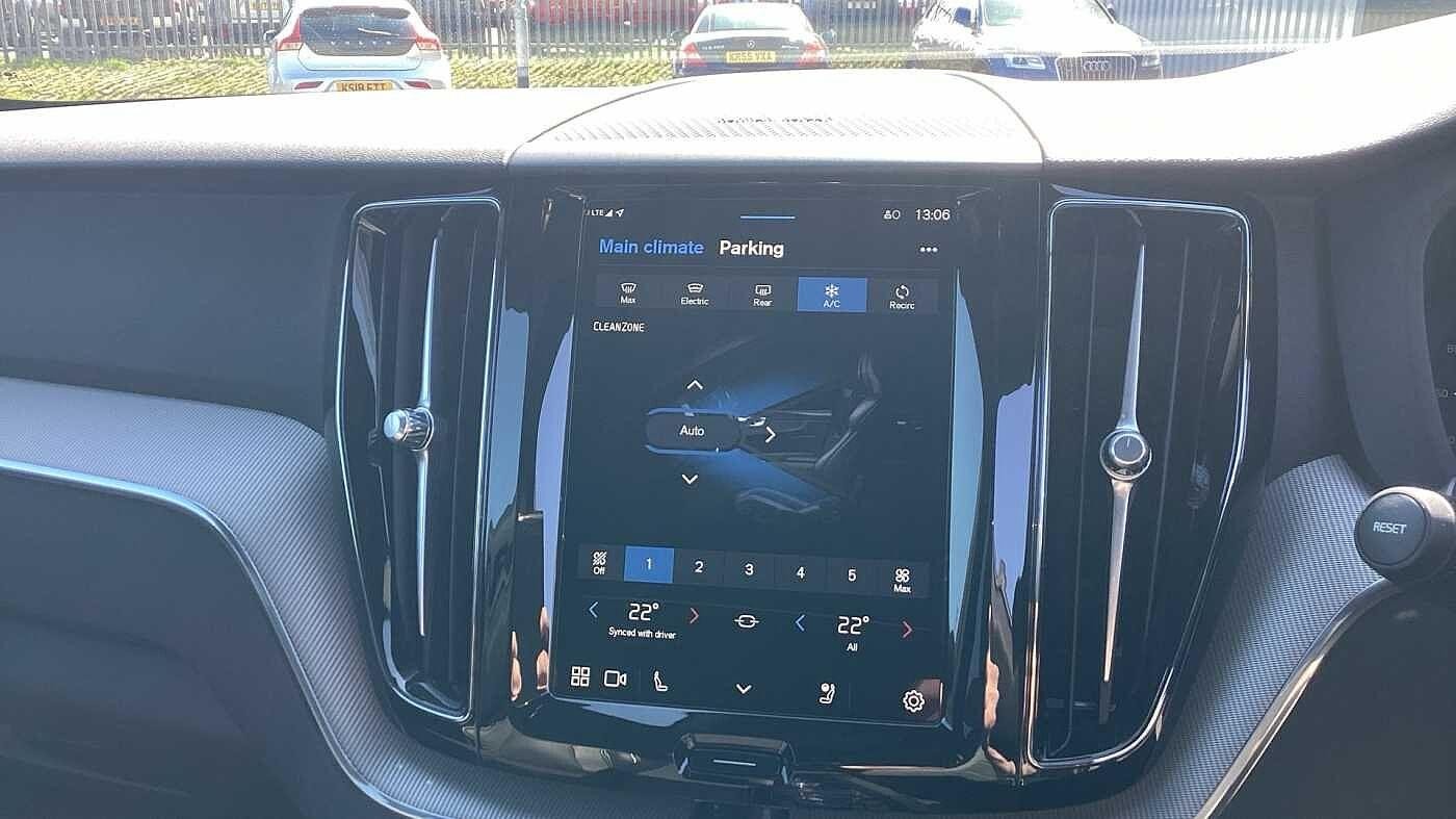 Volvo XC60 Image 36