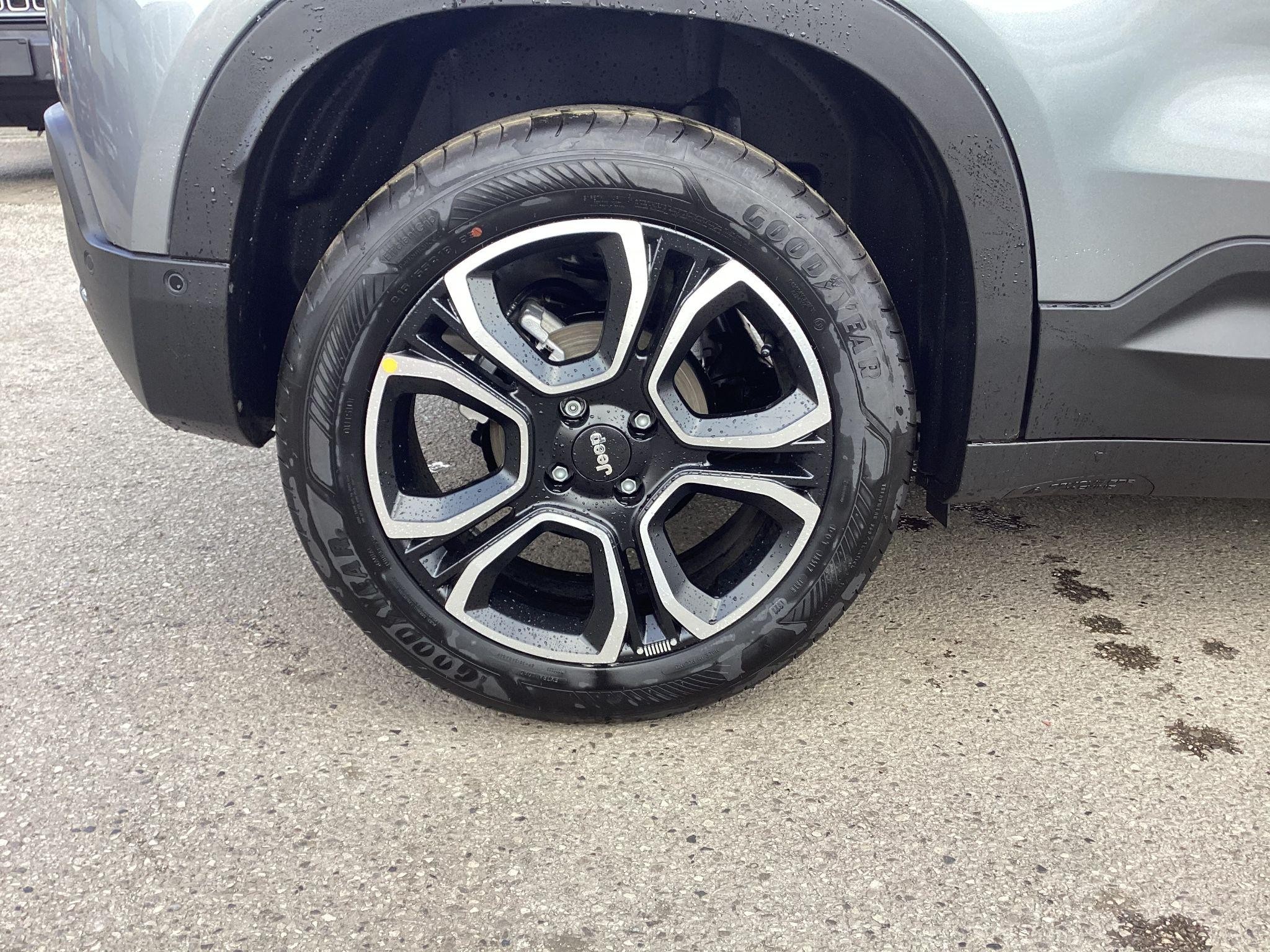 Jeep Avenger Image 11