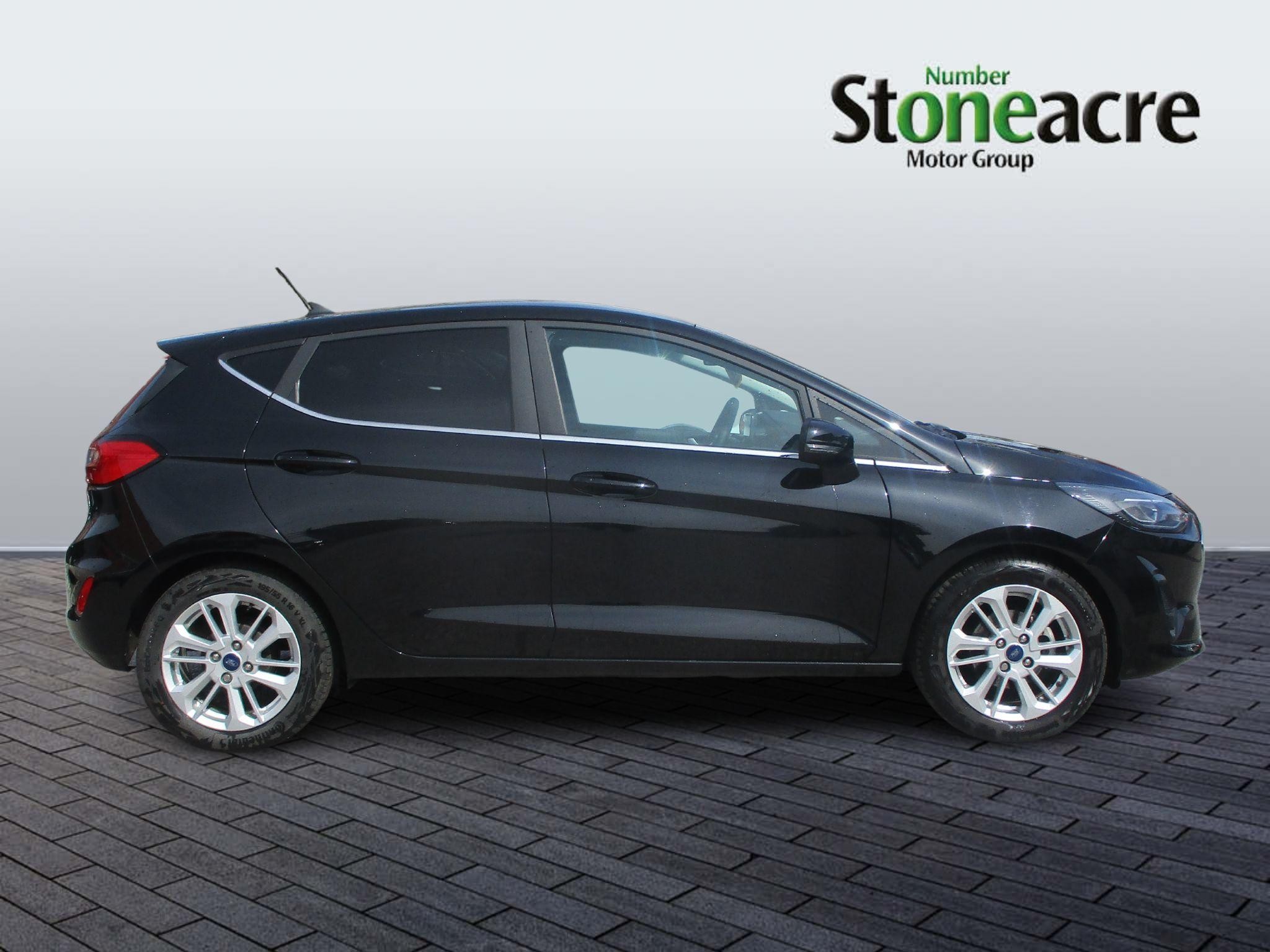 Ford Fiesta Image 7