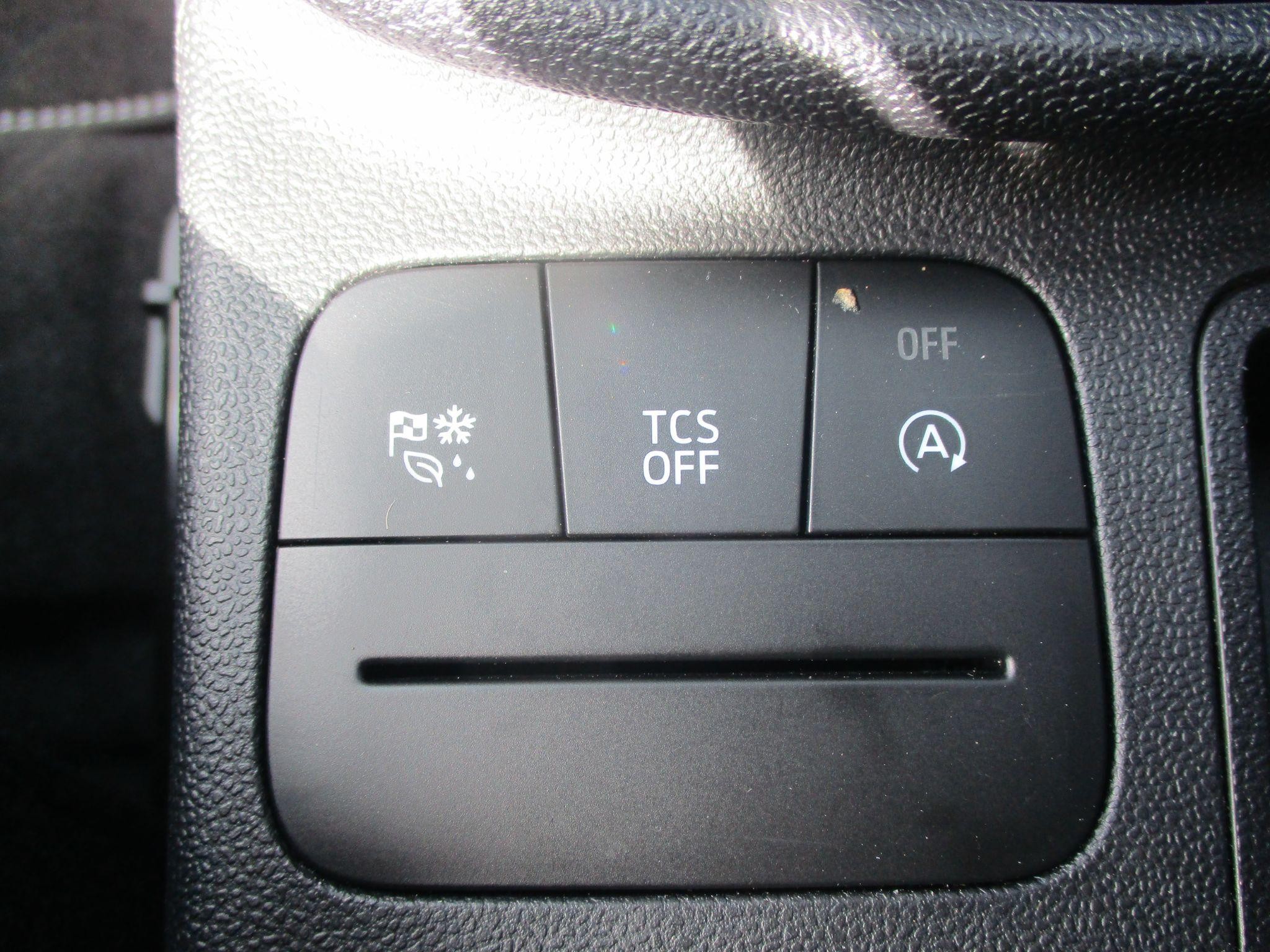 Ford Fiesta Image 20