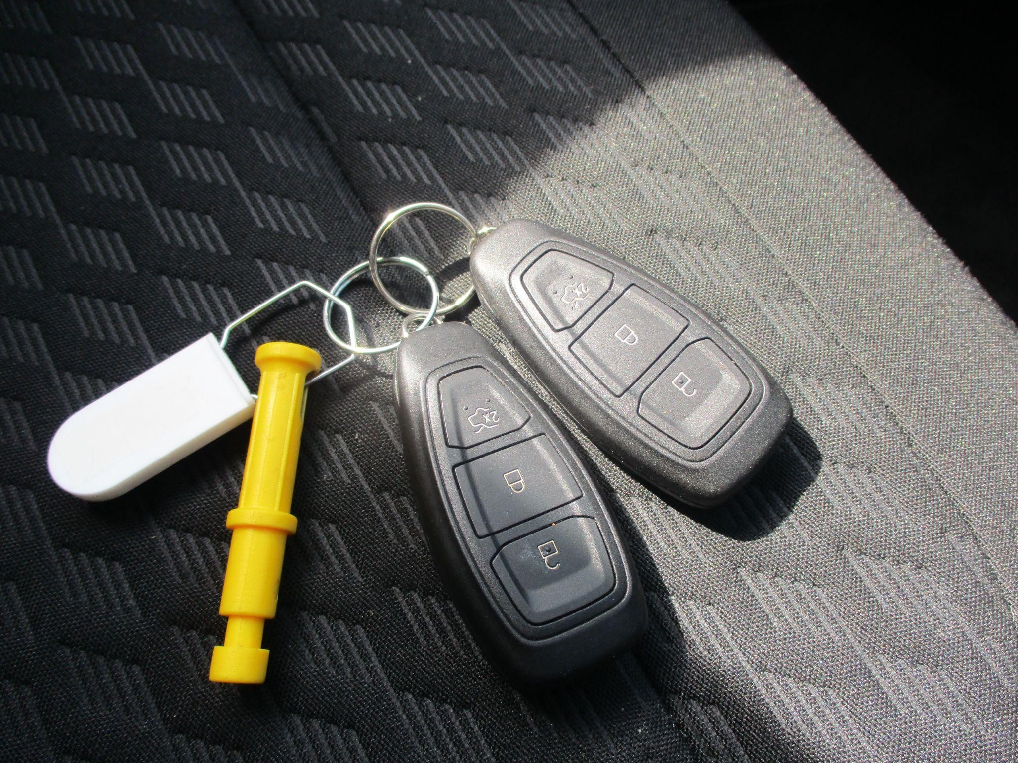 Ford Fiesta Image 21