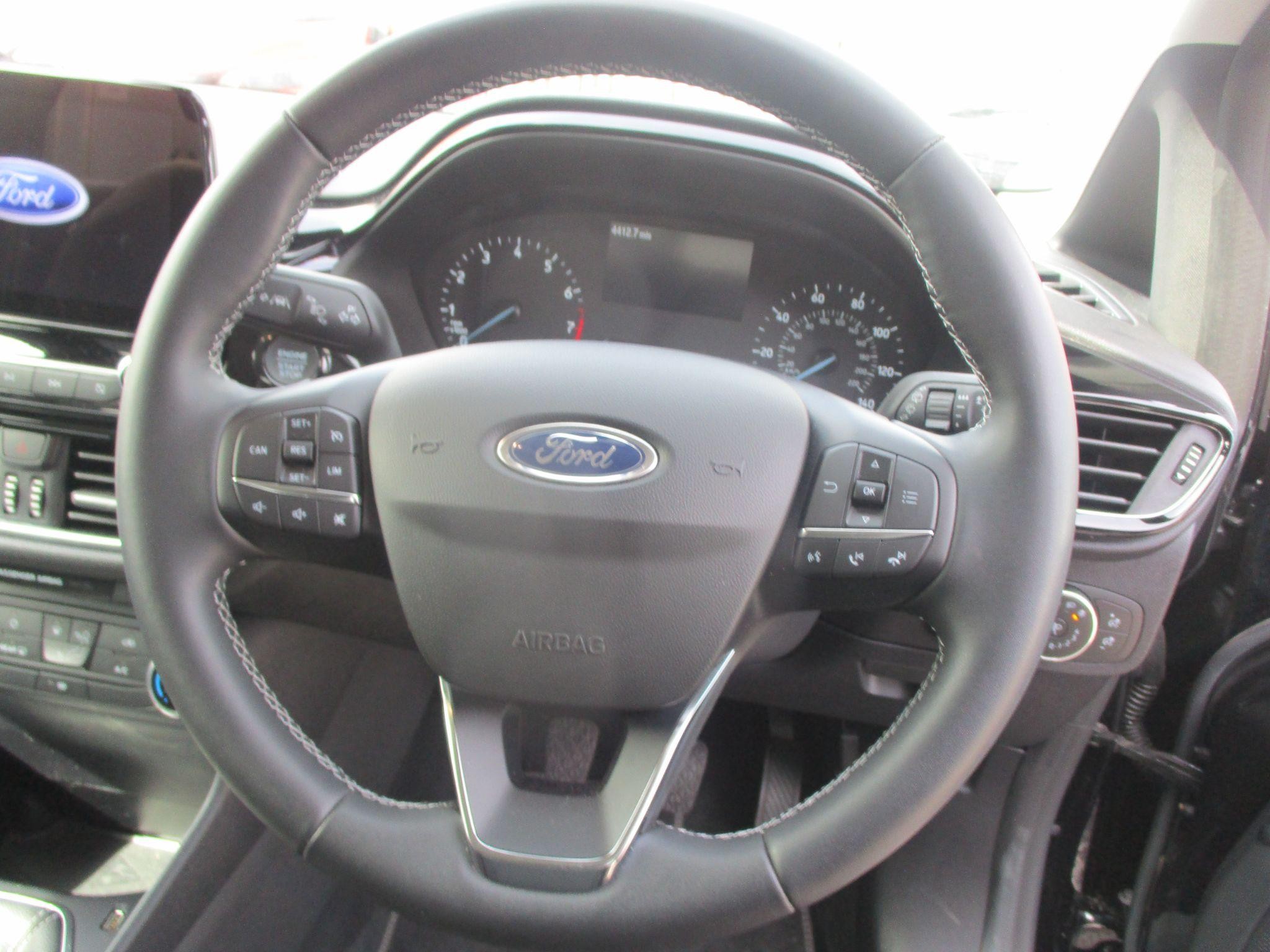 Ford Fiesta Image 33