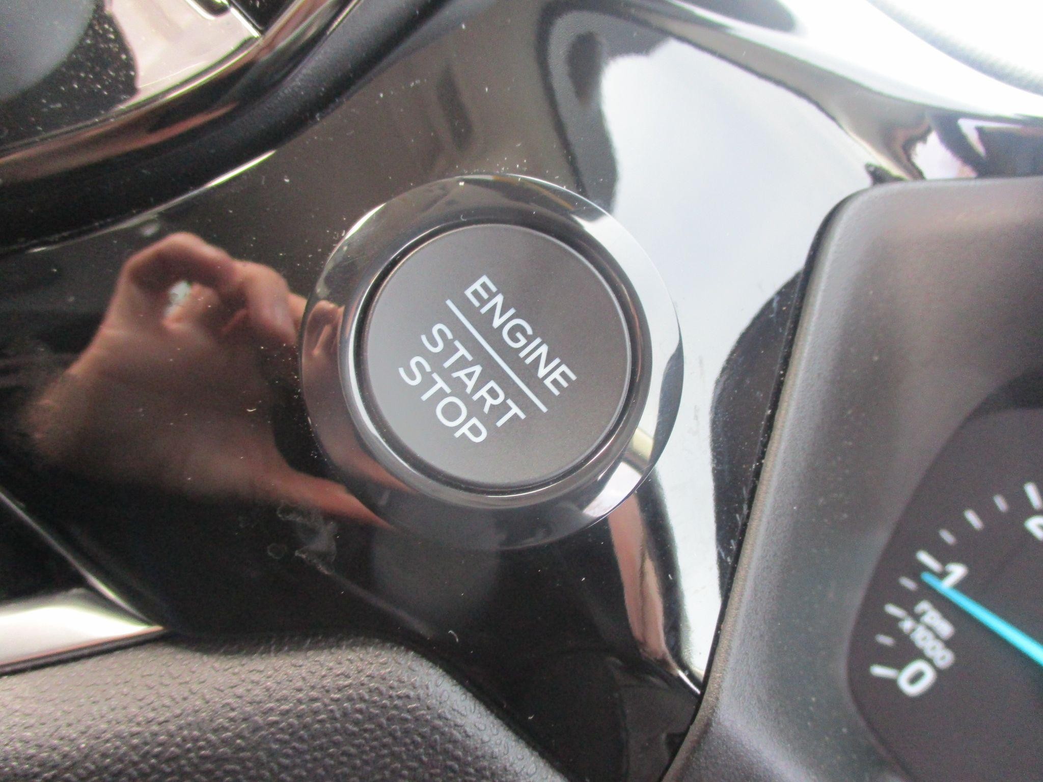 Ford Fiesta Image 35