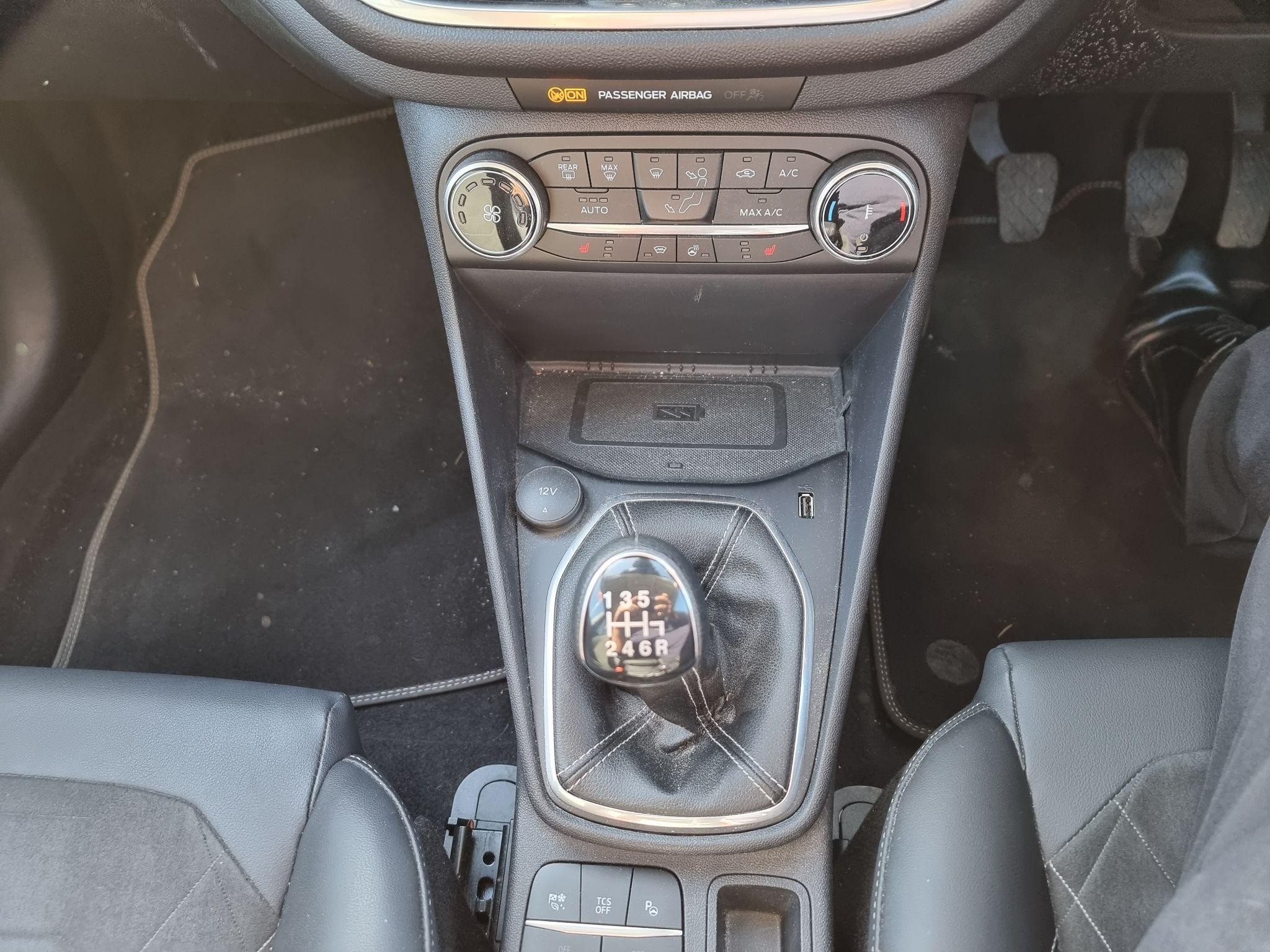 Ford Fiesta Image 10