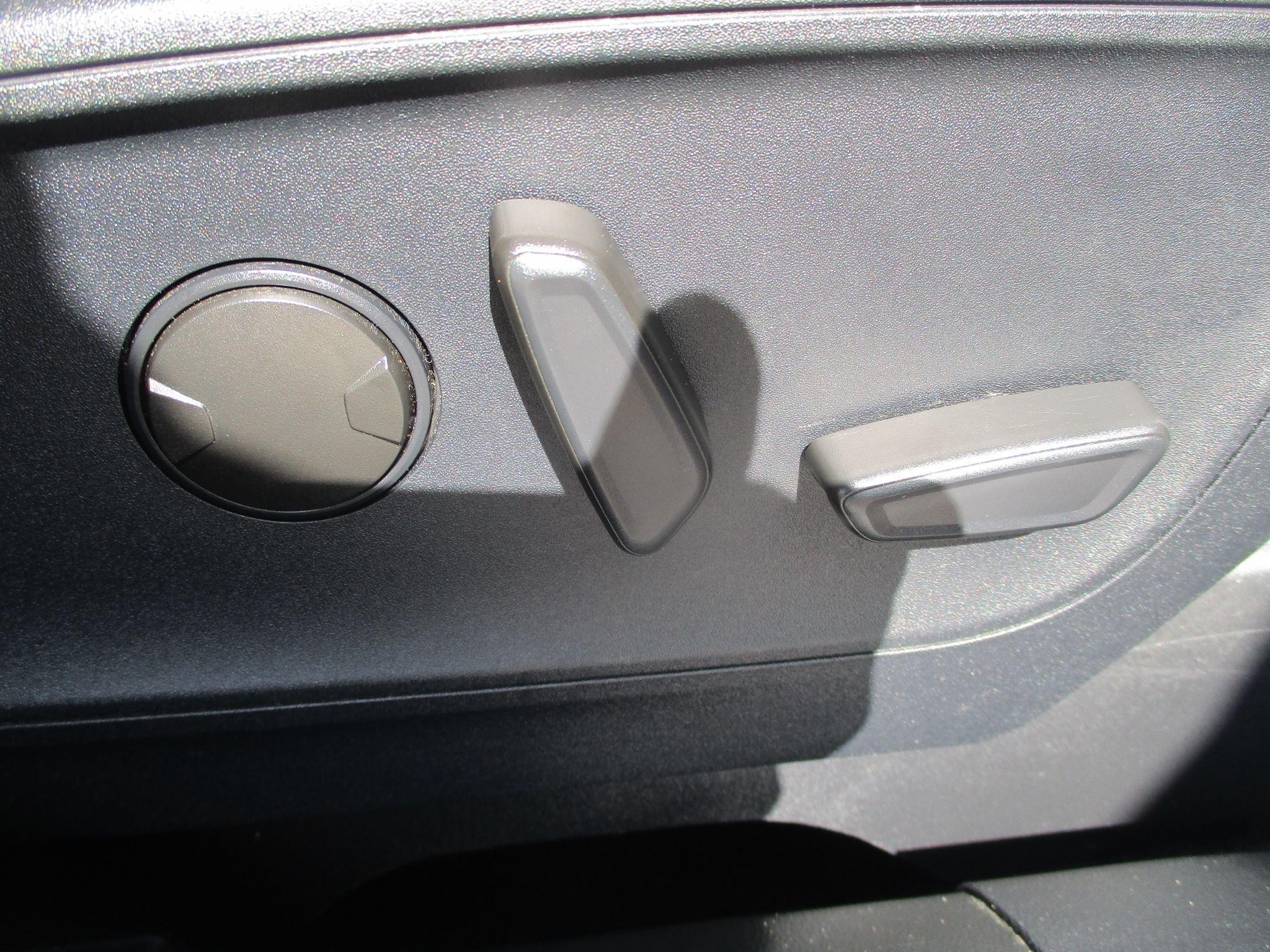 Ford Kuga Image 11