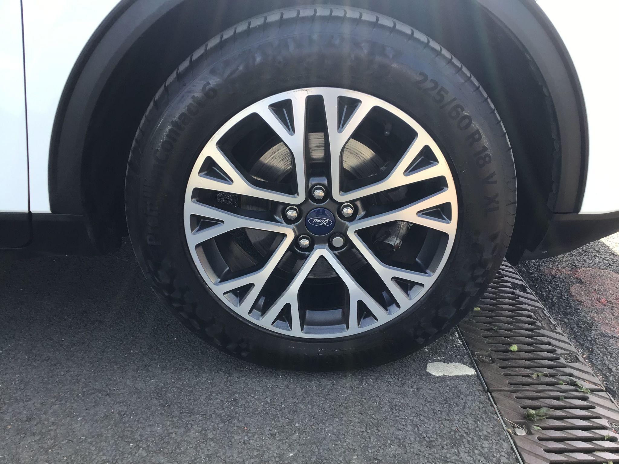 Ford Kuga Image 9