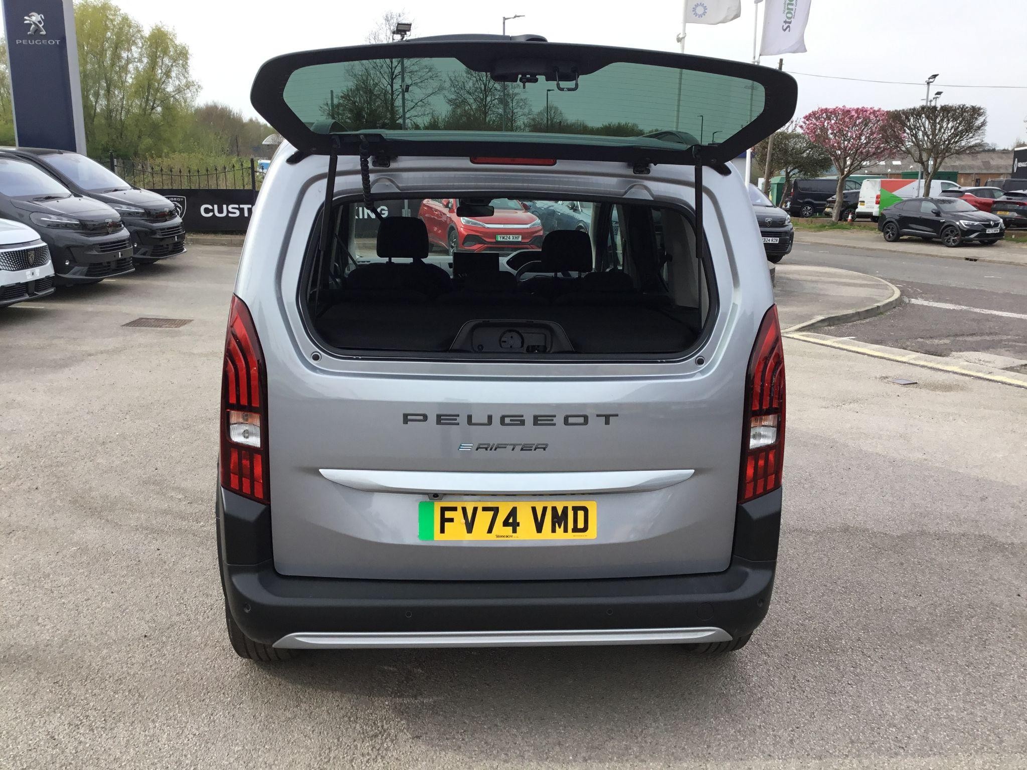 Peugeot E-Rifter Image 10