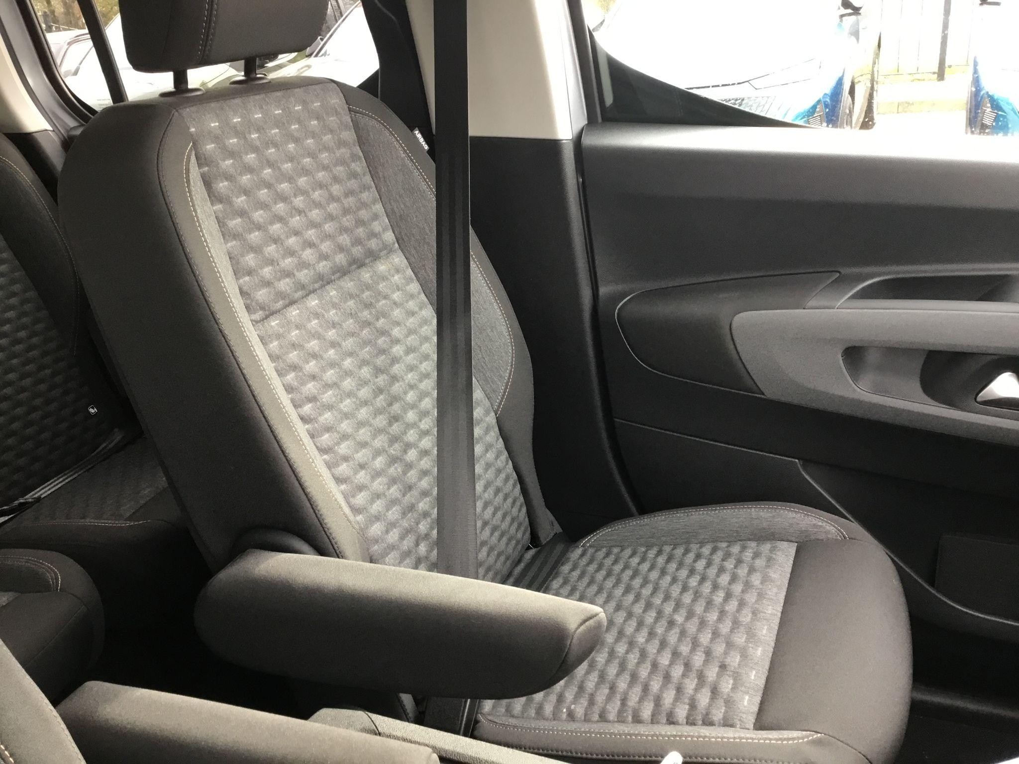 Peugeot E-Rifter Image 18
