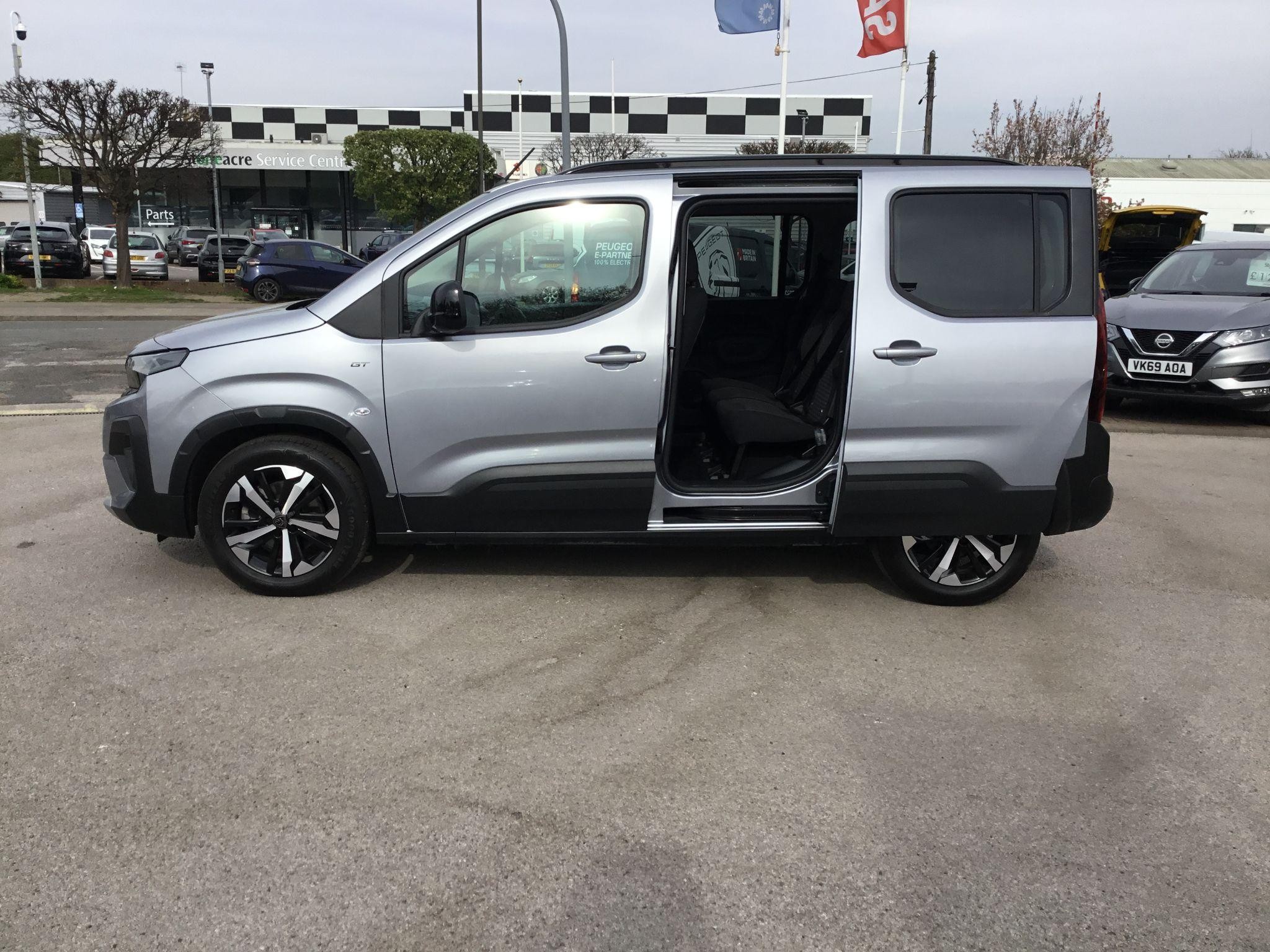 Peugeot E-Rifter Image 20