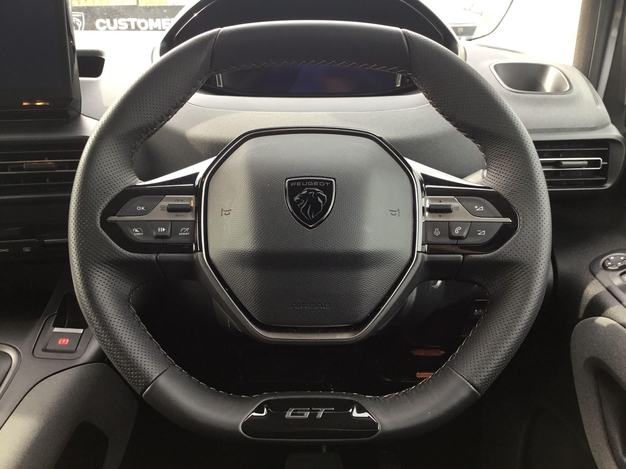 Peugeot E-Rifter Image 21