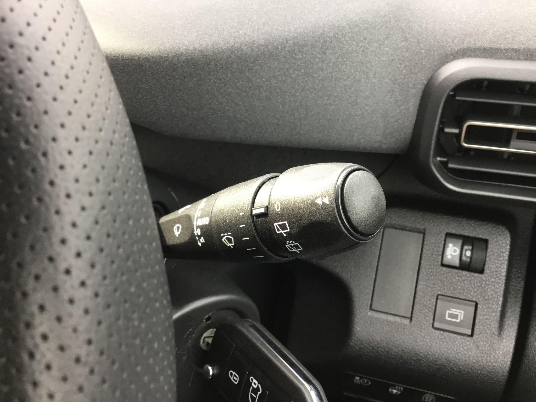 Peugeot E-Rifter Image 25
