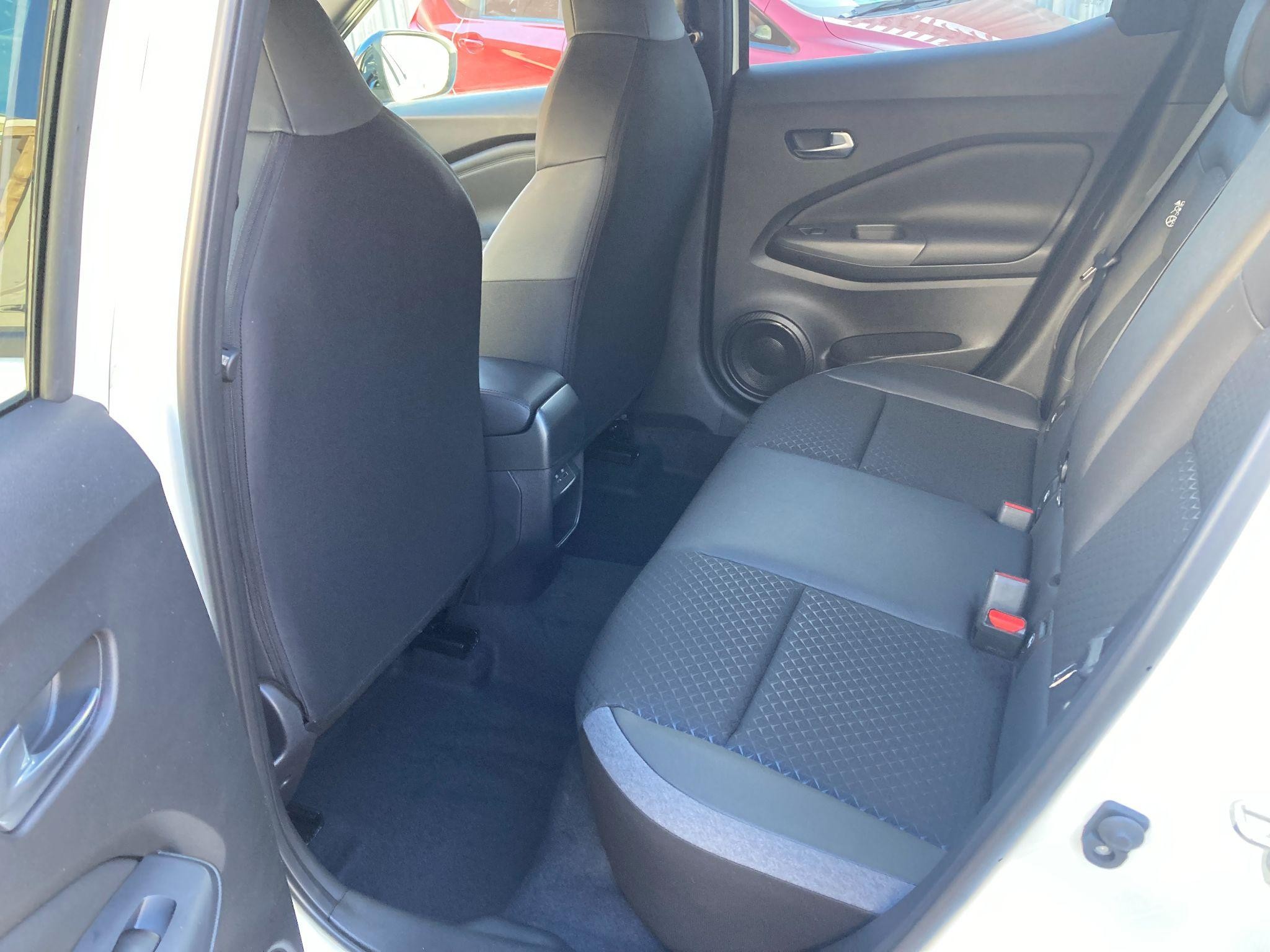 Nissan Juke Image 12