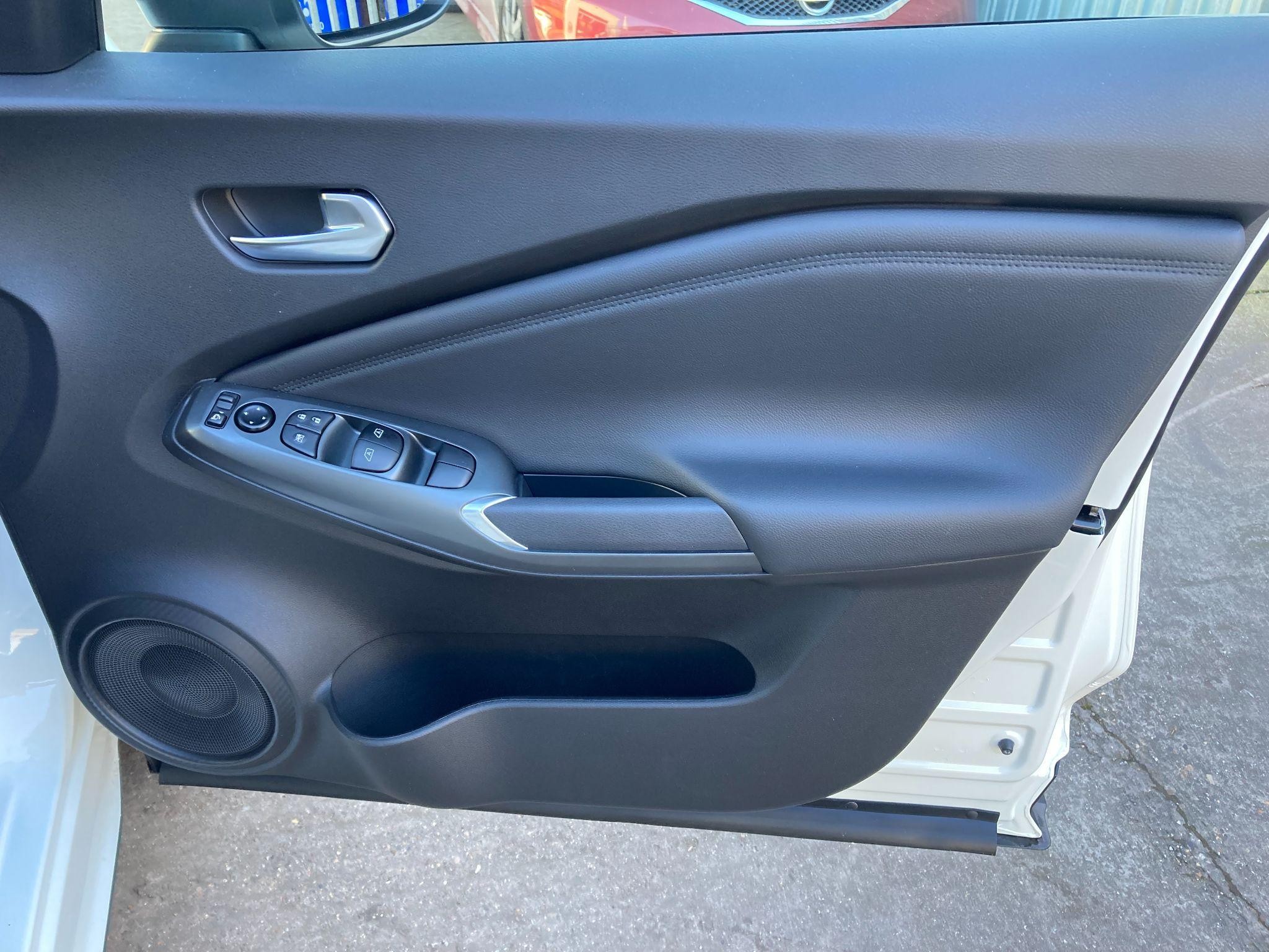 Nissan Juke Image 16