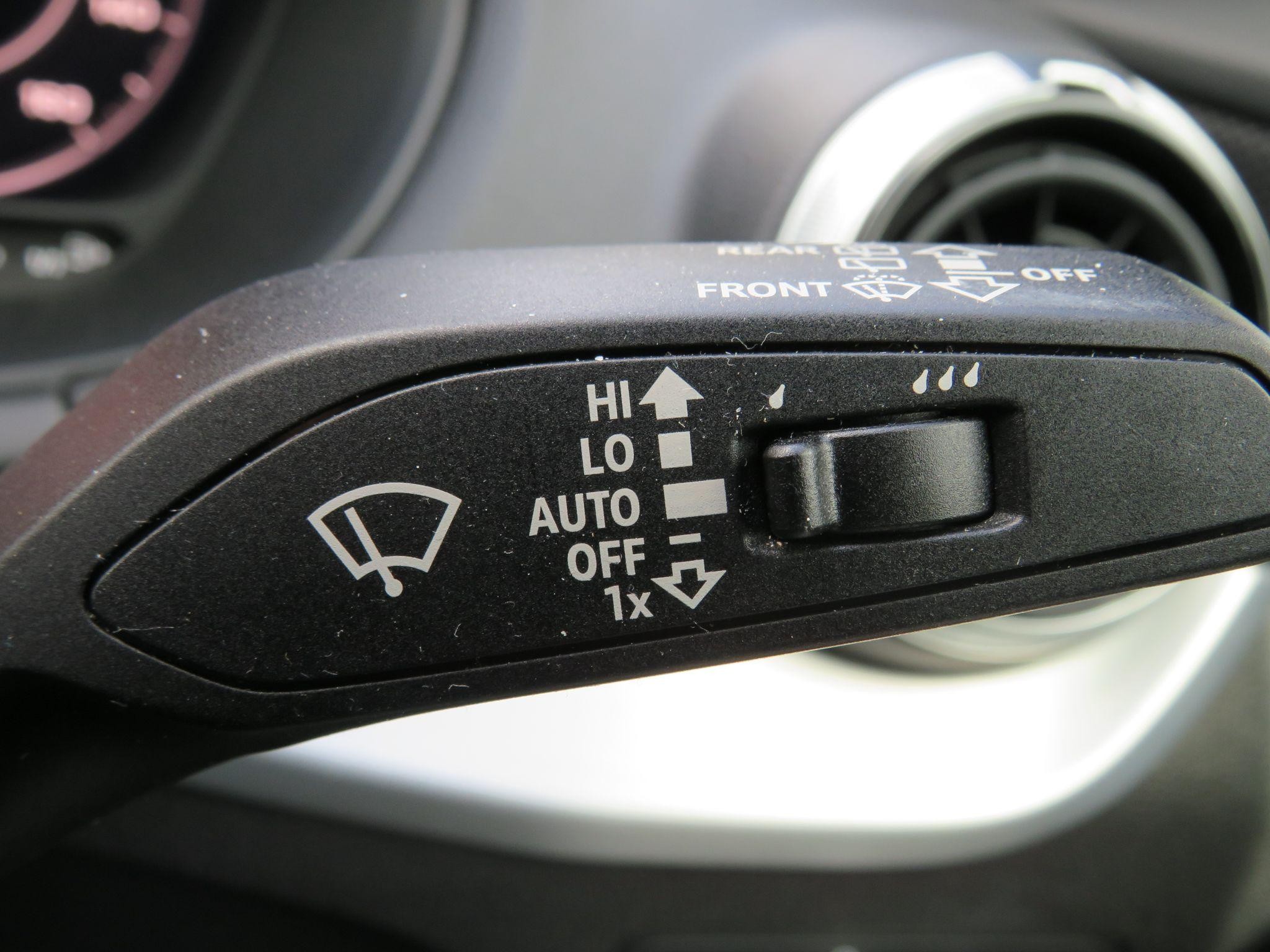 Audi Q2 Image 32
