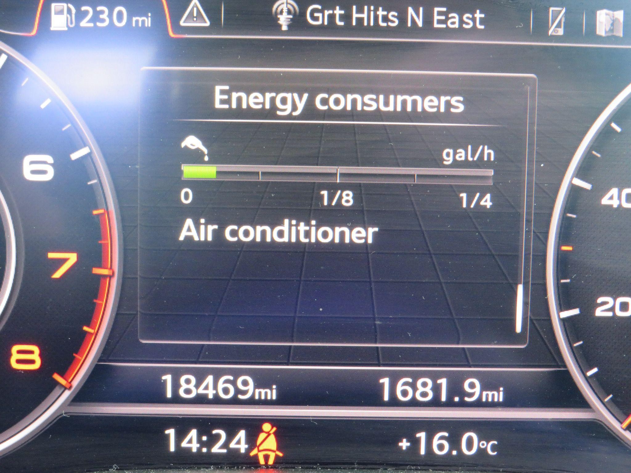 Audi Q2 Image 37