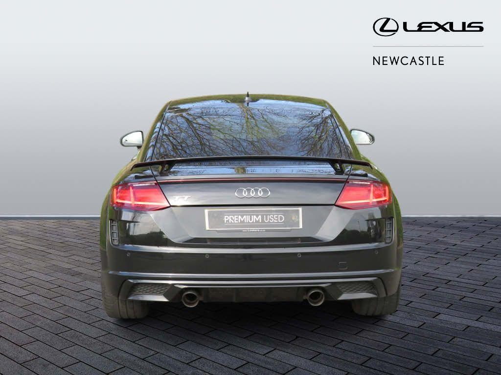 Audi TT Image 6