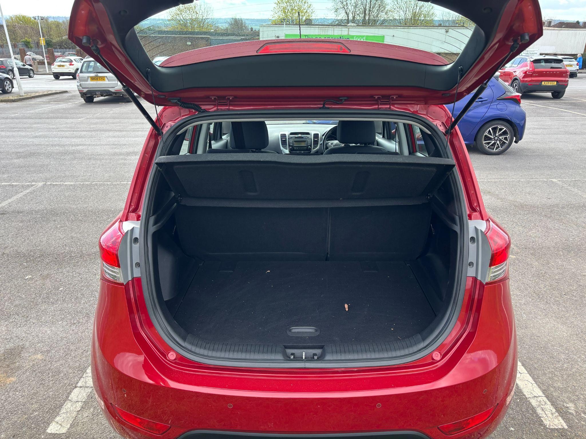 Hyundai ix20 Image 40
