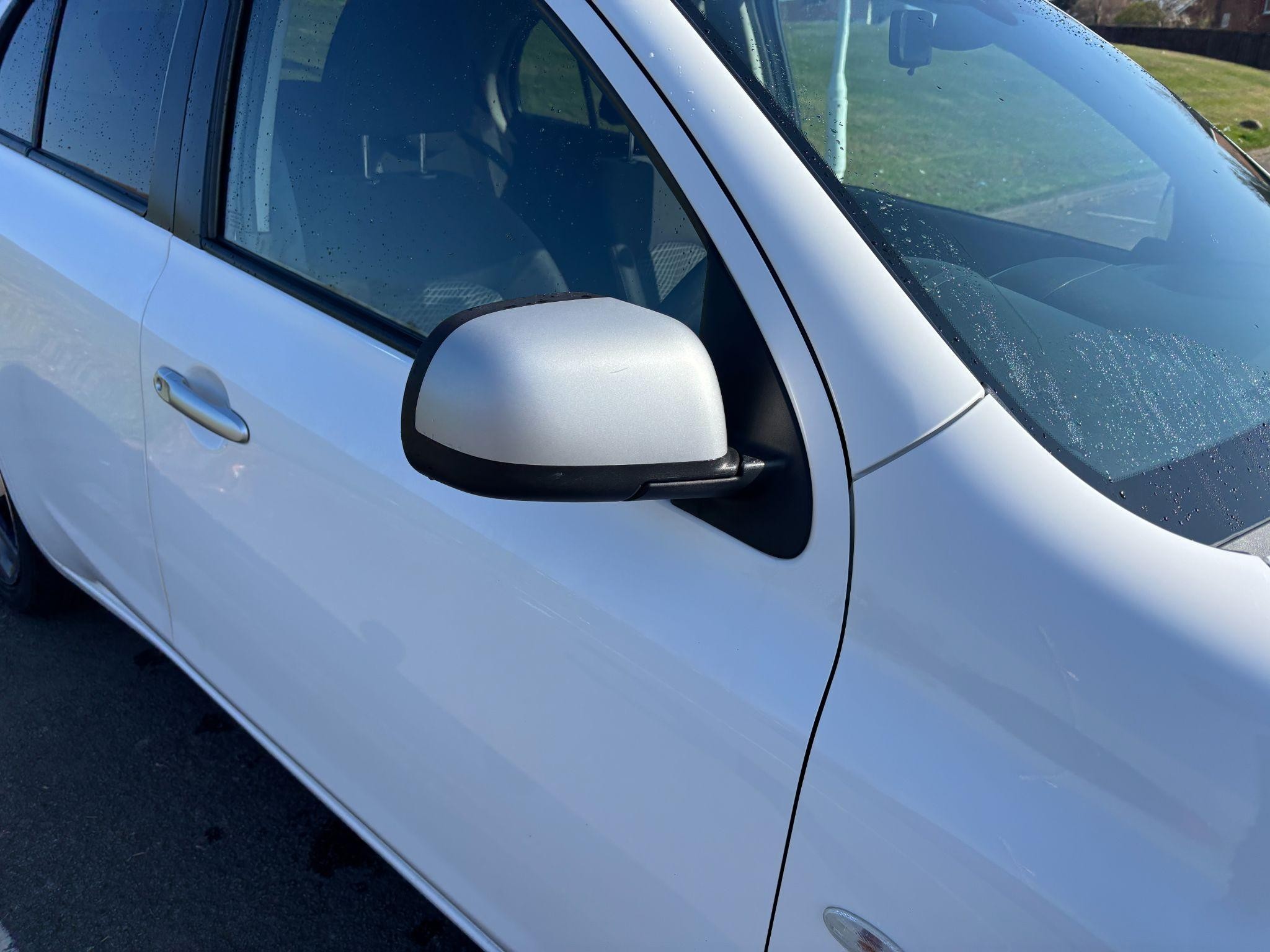 Nissan Micra Image 37