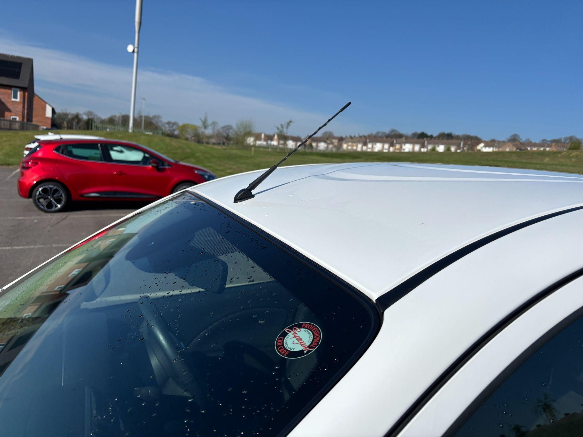 Nissan Micra Image 40