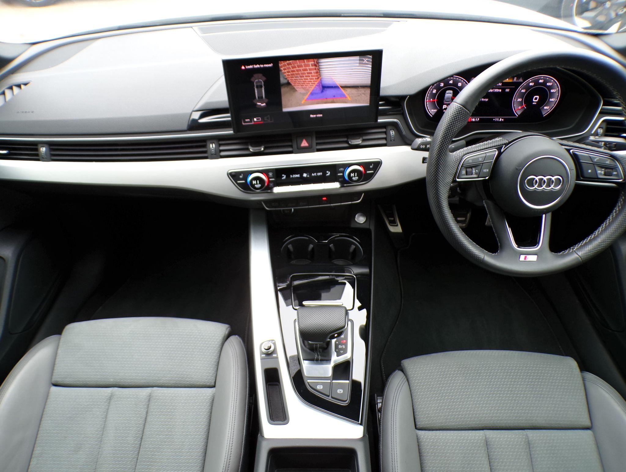 Audi A5 Image 12