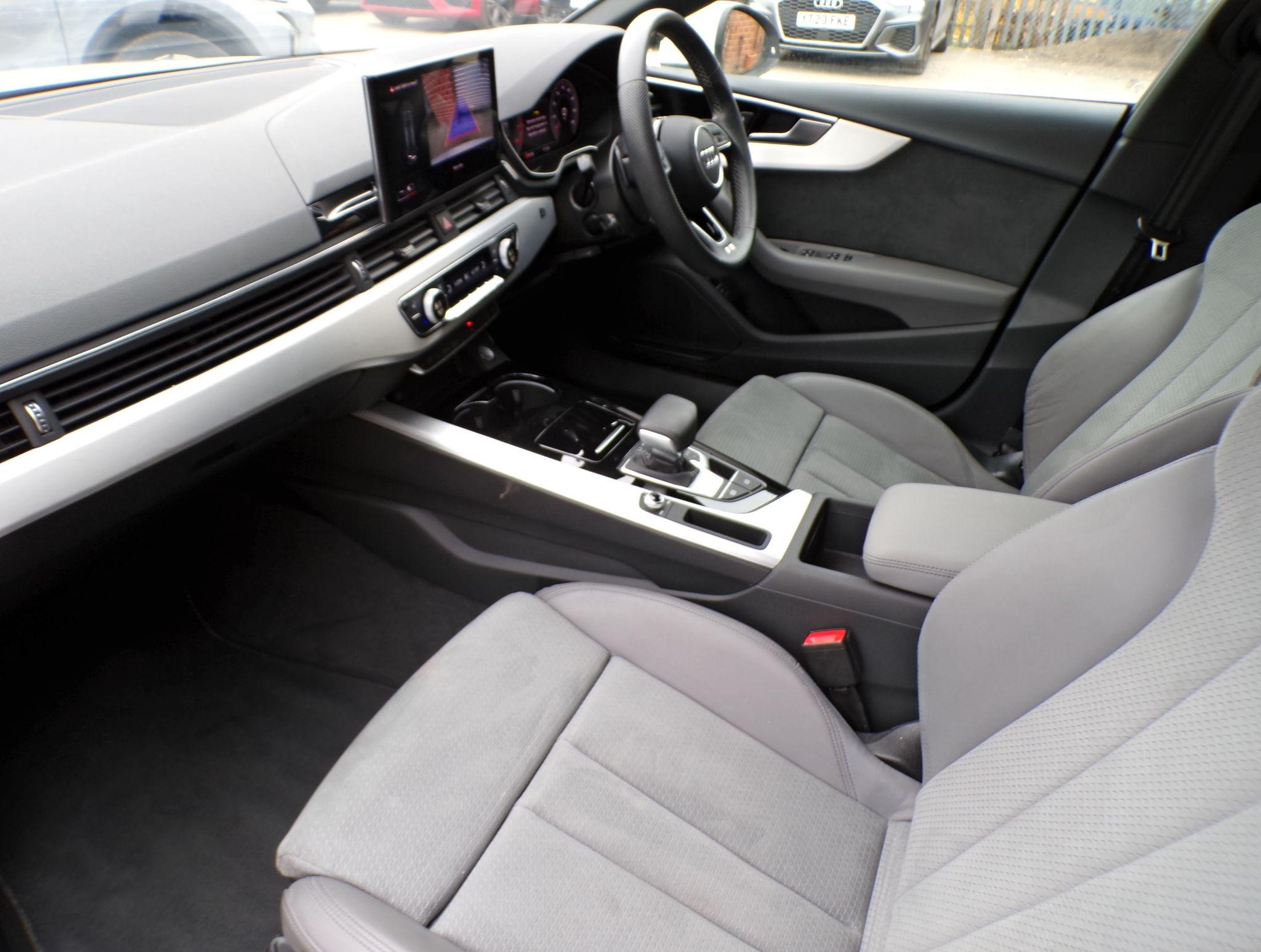 Audi A5 Image 13