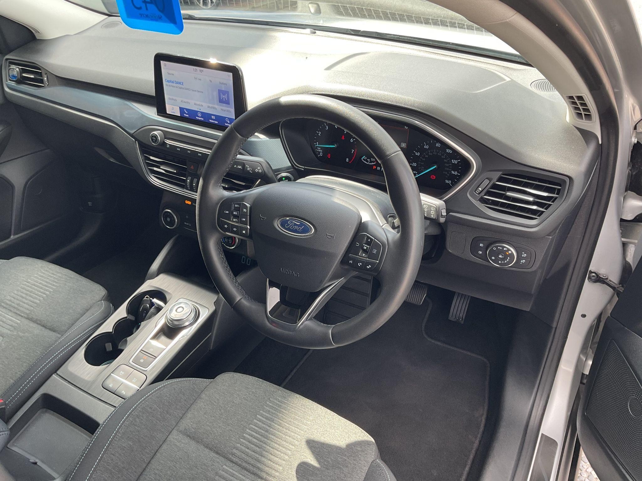 Ford Focus Image 27