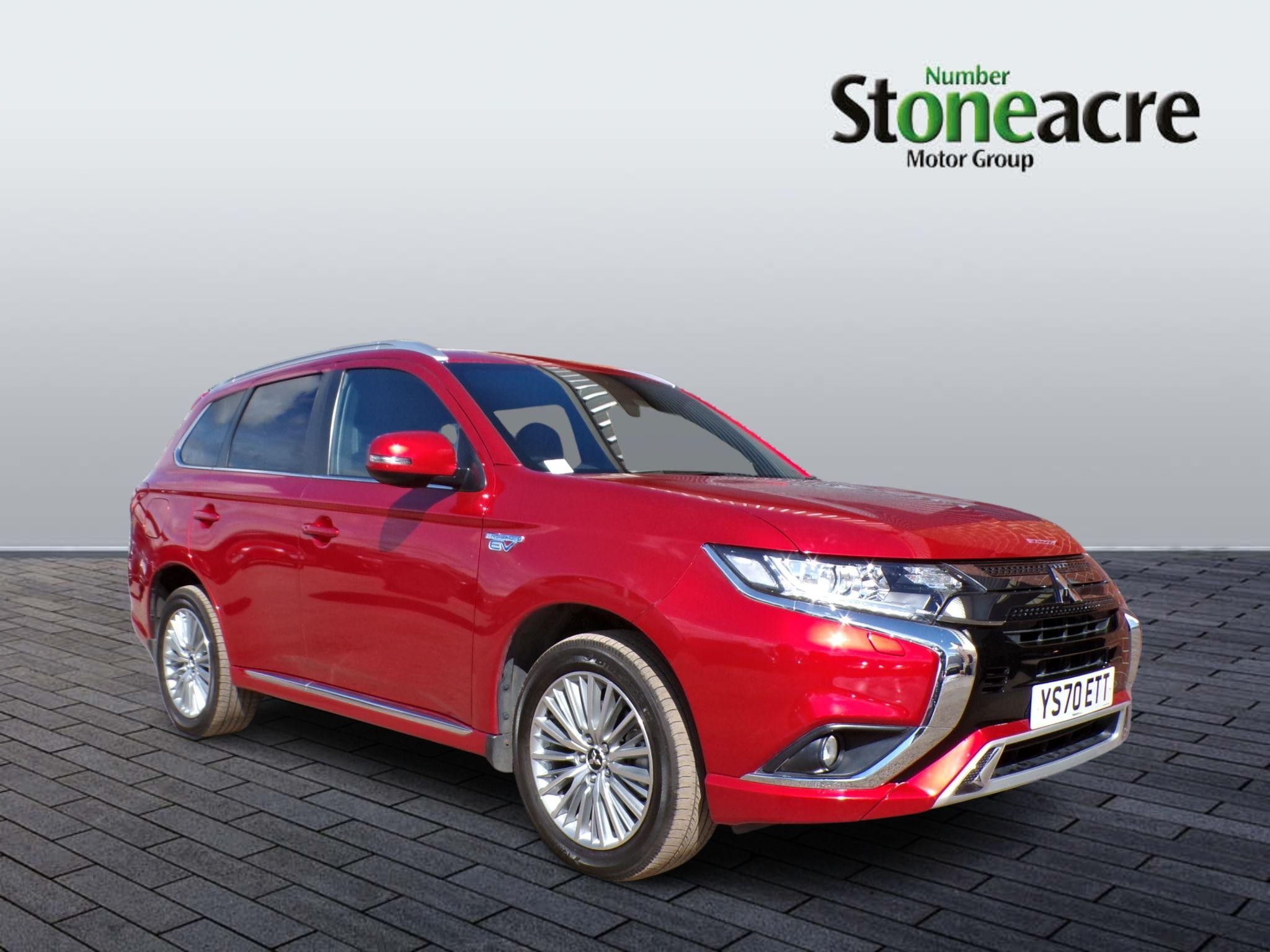 Mitsubishi Outlander Image 1