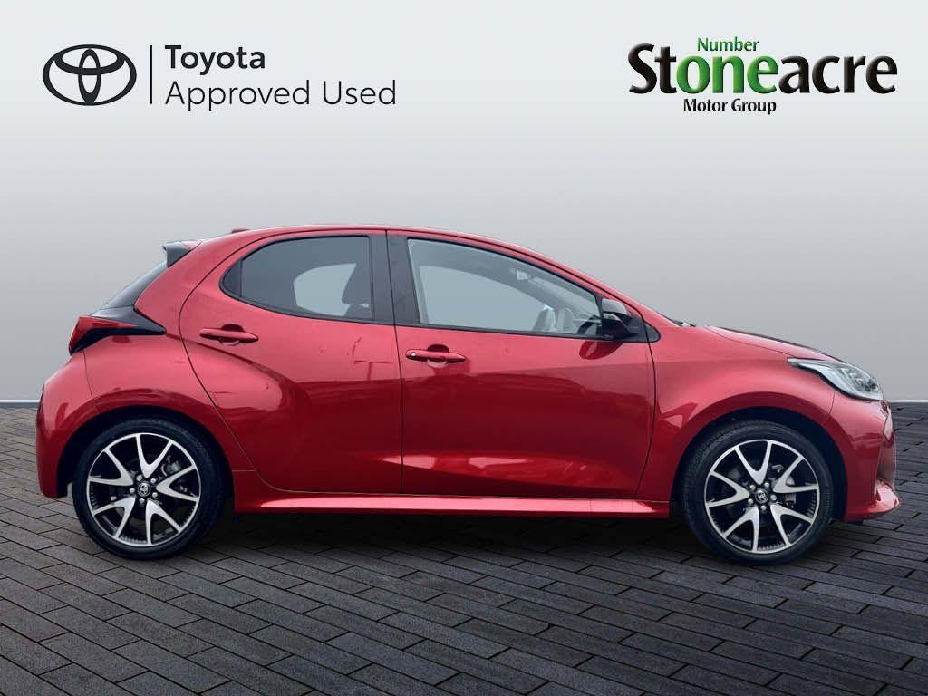 Toyota Yaris Image 4