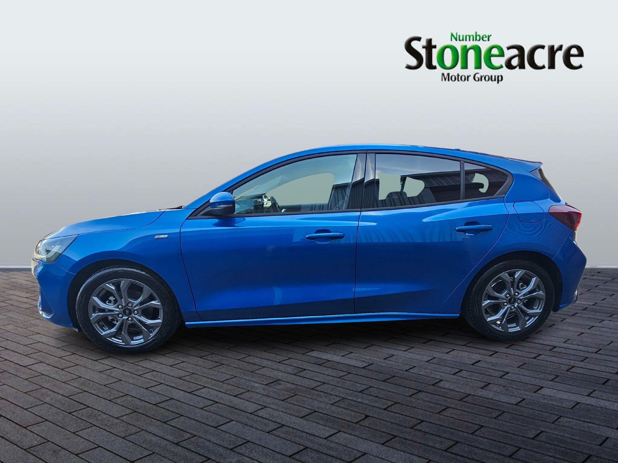 Ford Focus Image 8