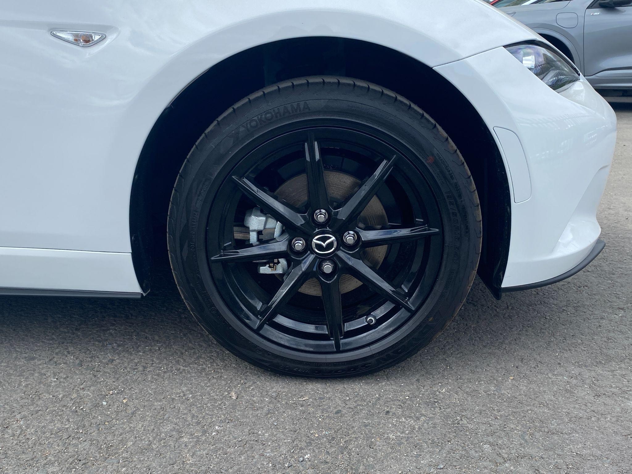 Mazda MX-5 RF Image 10