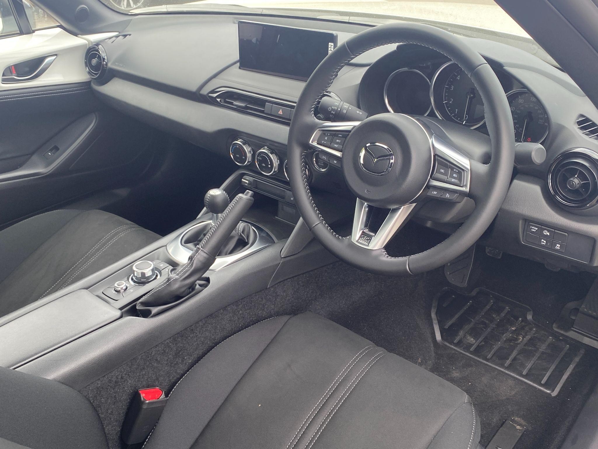Mazda MX-5 RF Image 11