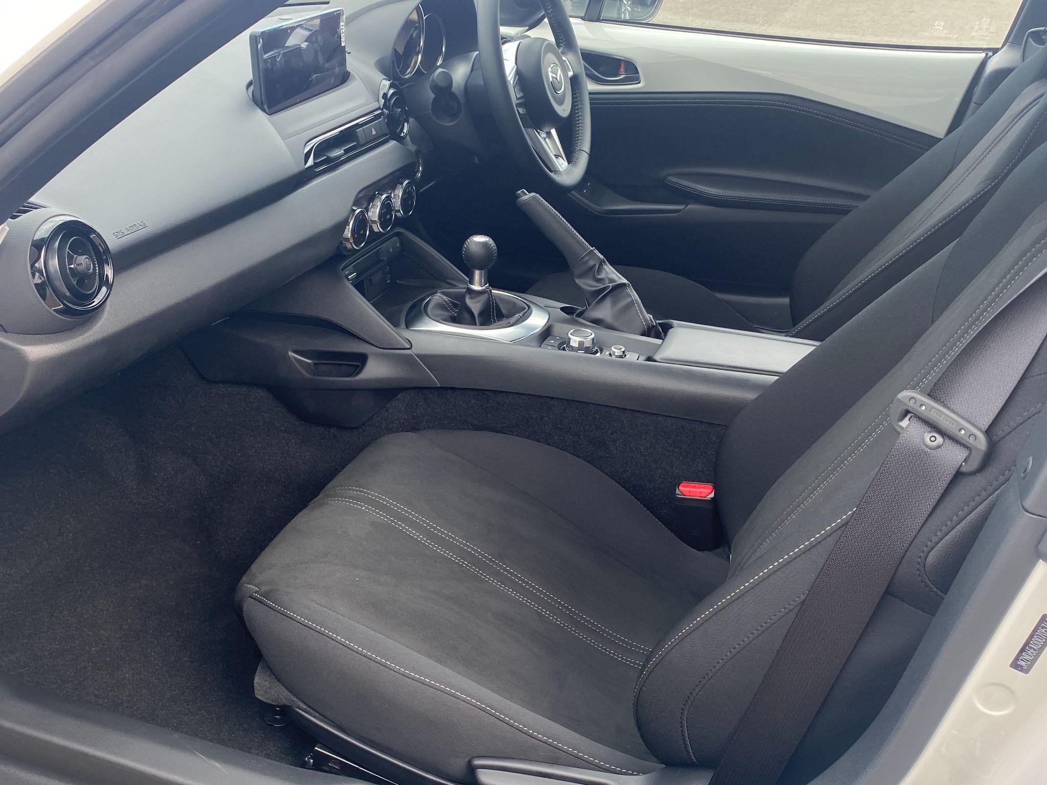 Mazda MX-5 RF Image 14