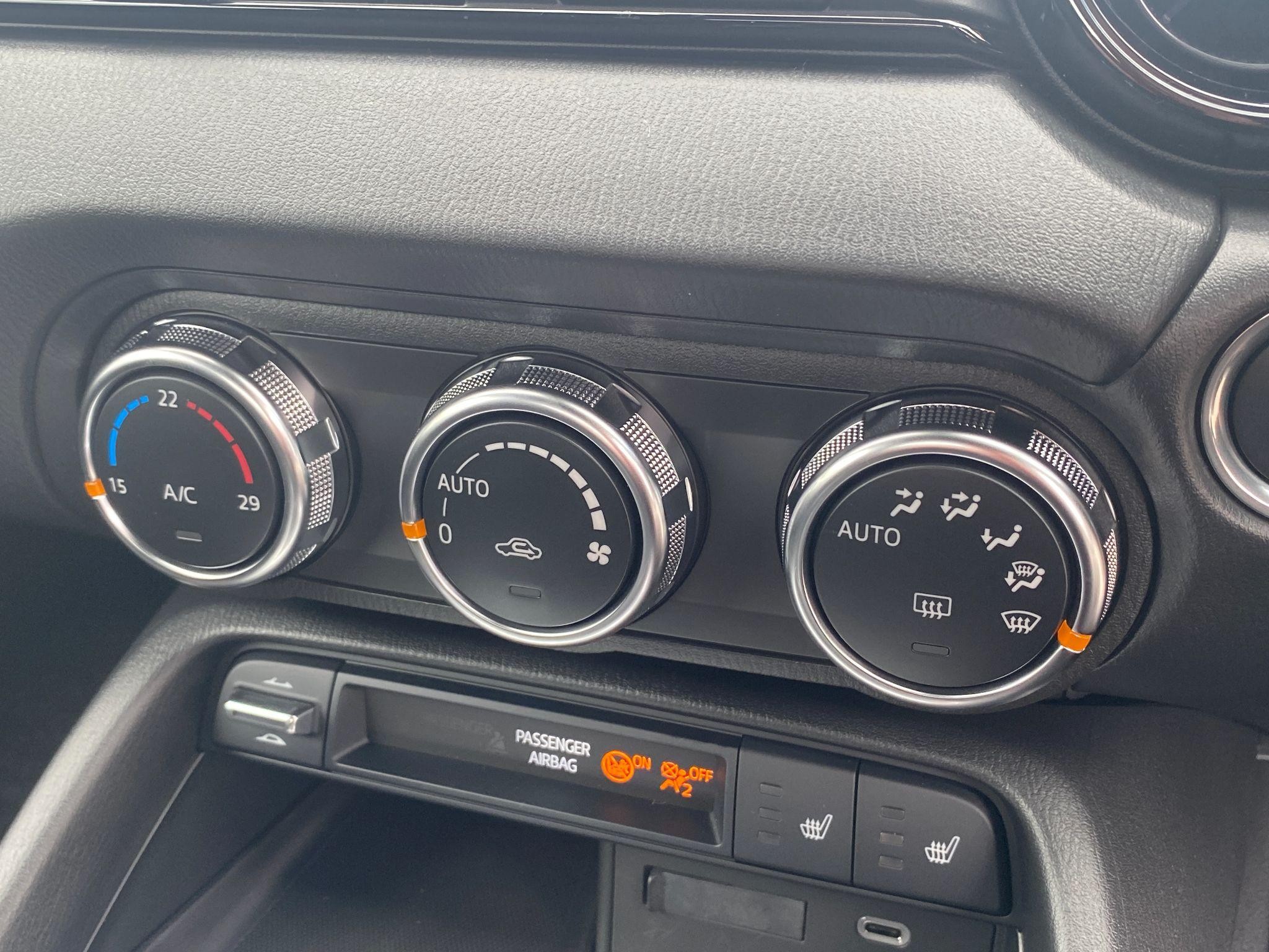 Mazda MX-5 RF Image 16