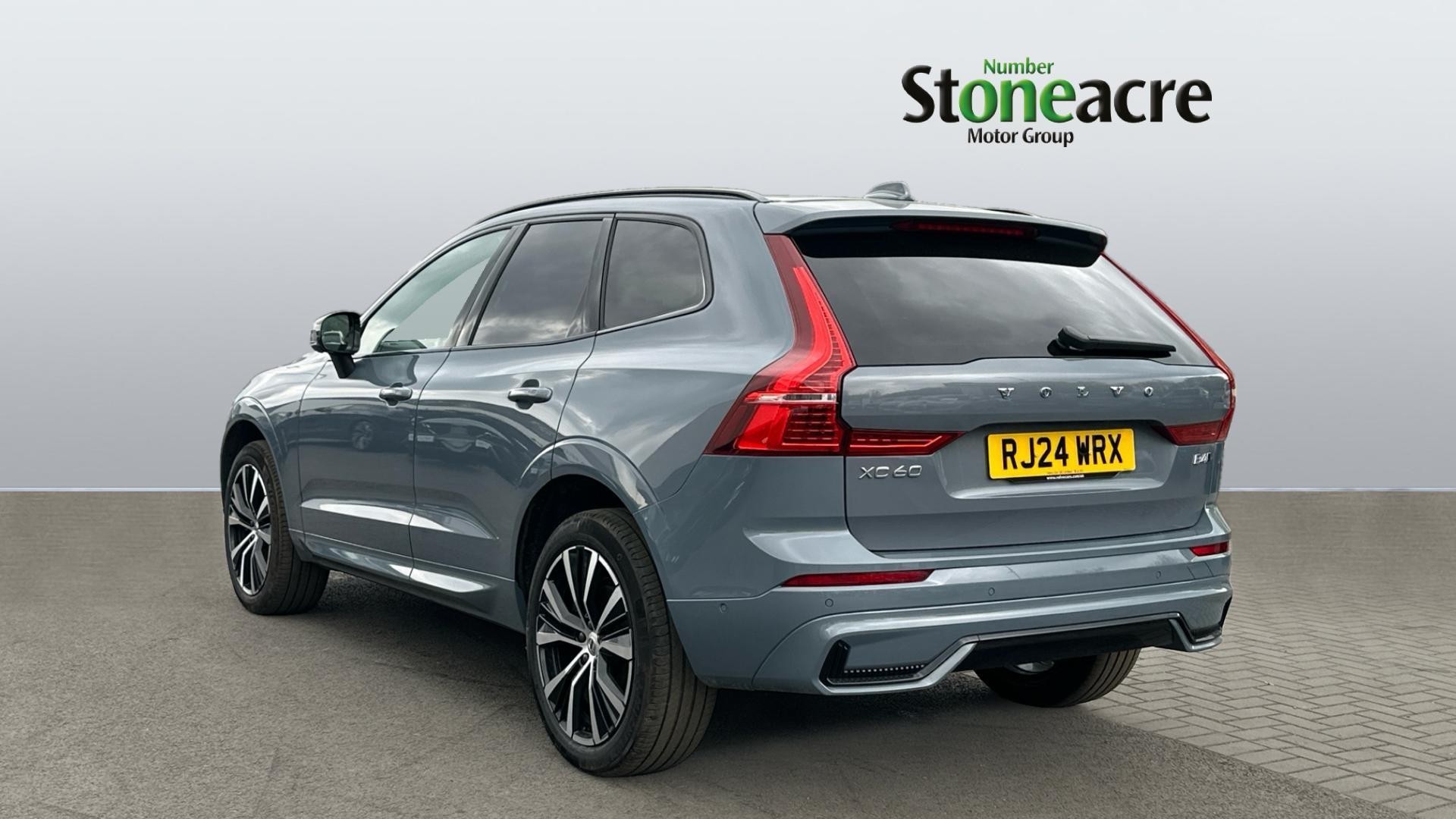 Volvo XC60 Image 2