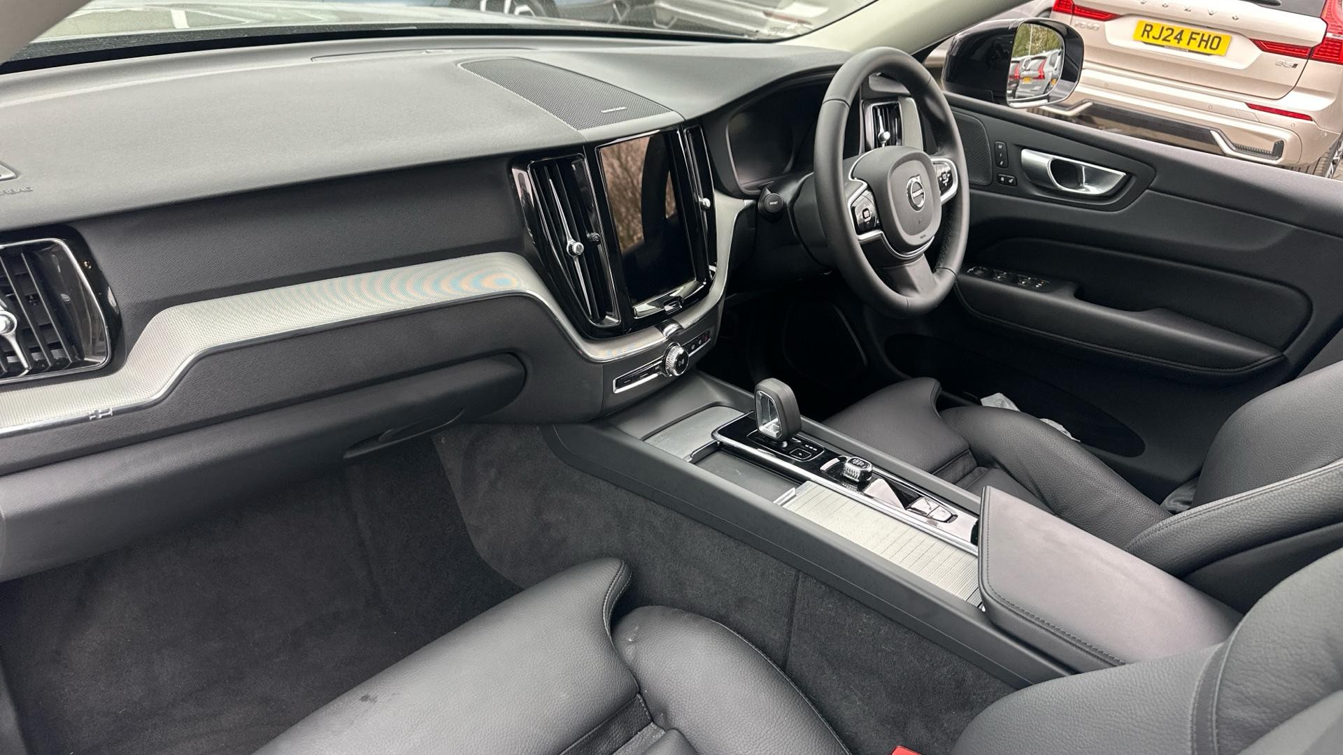 Volvo XC60 Image 4