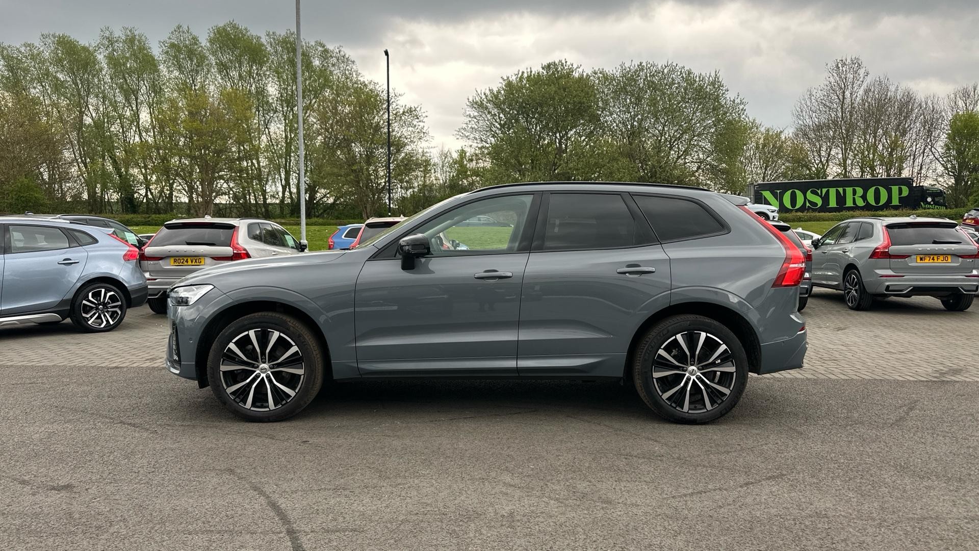 Volvo XC60 Image 8