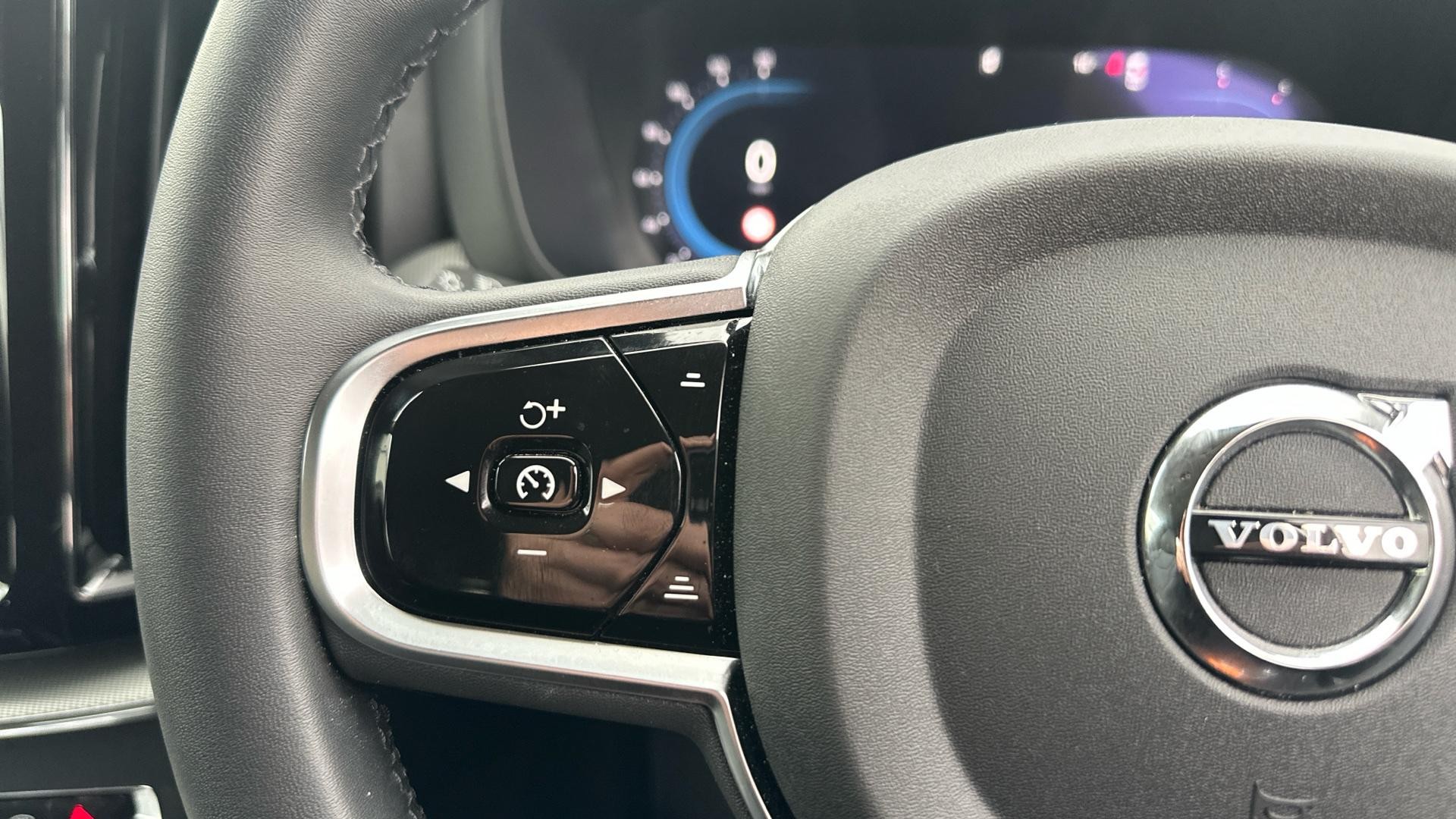 Volvo XC60 Image 18