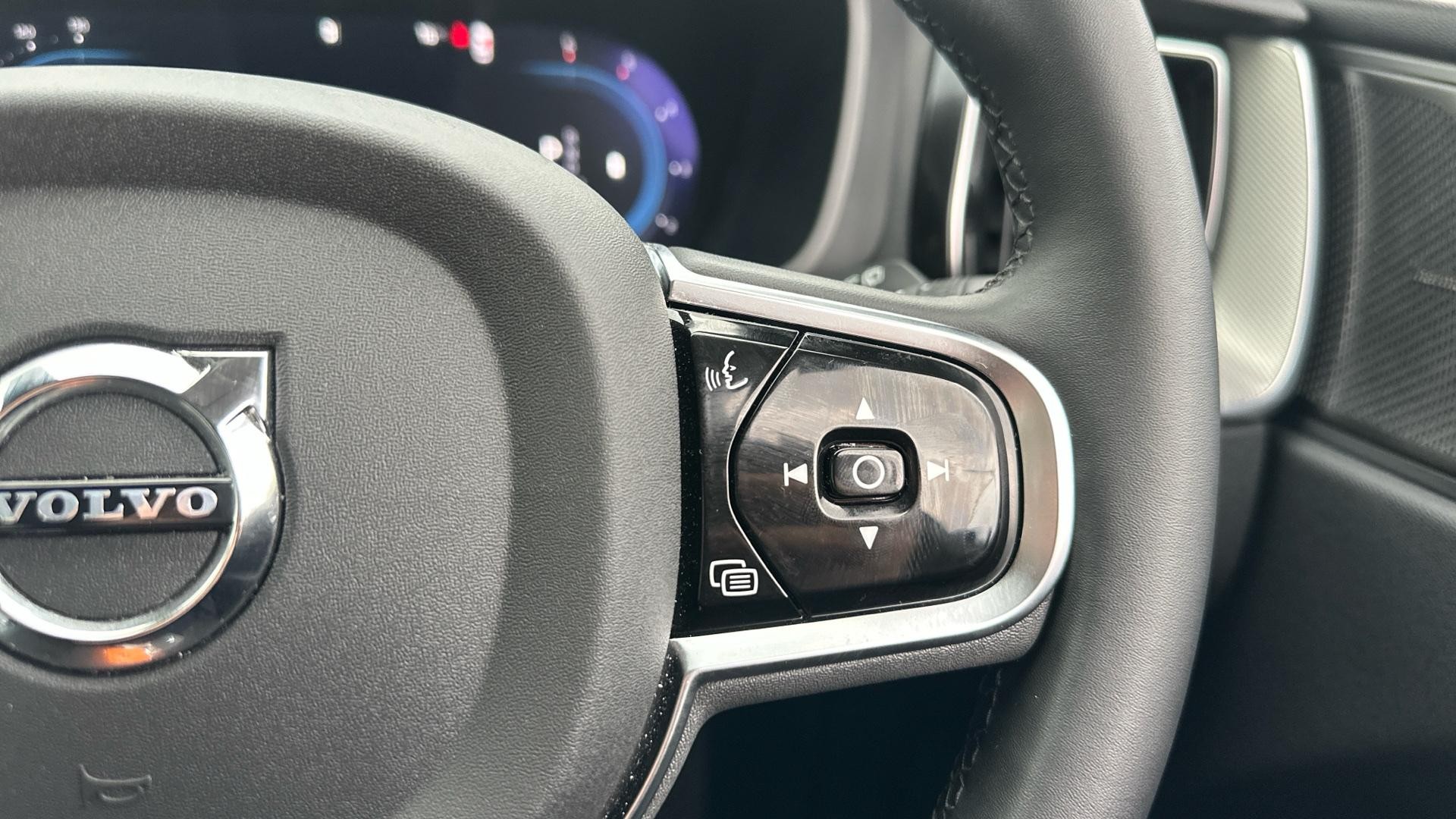 Volvo XC60 Image 19